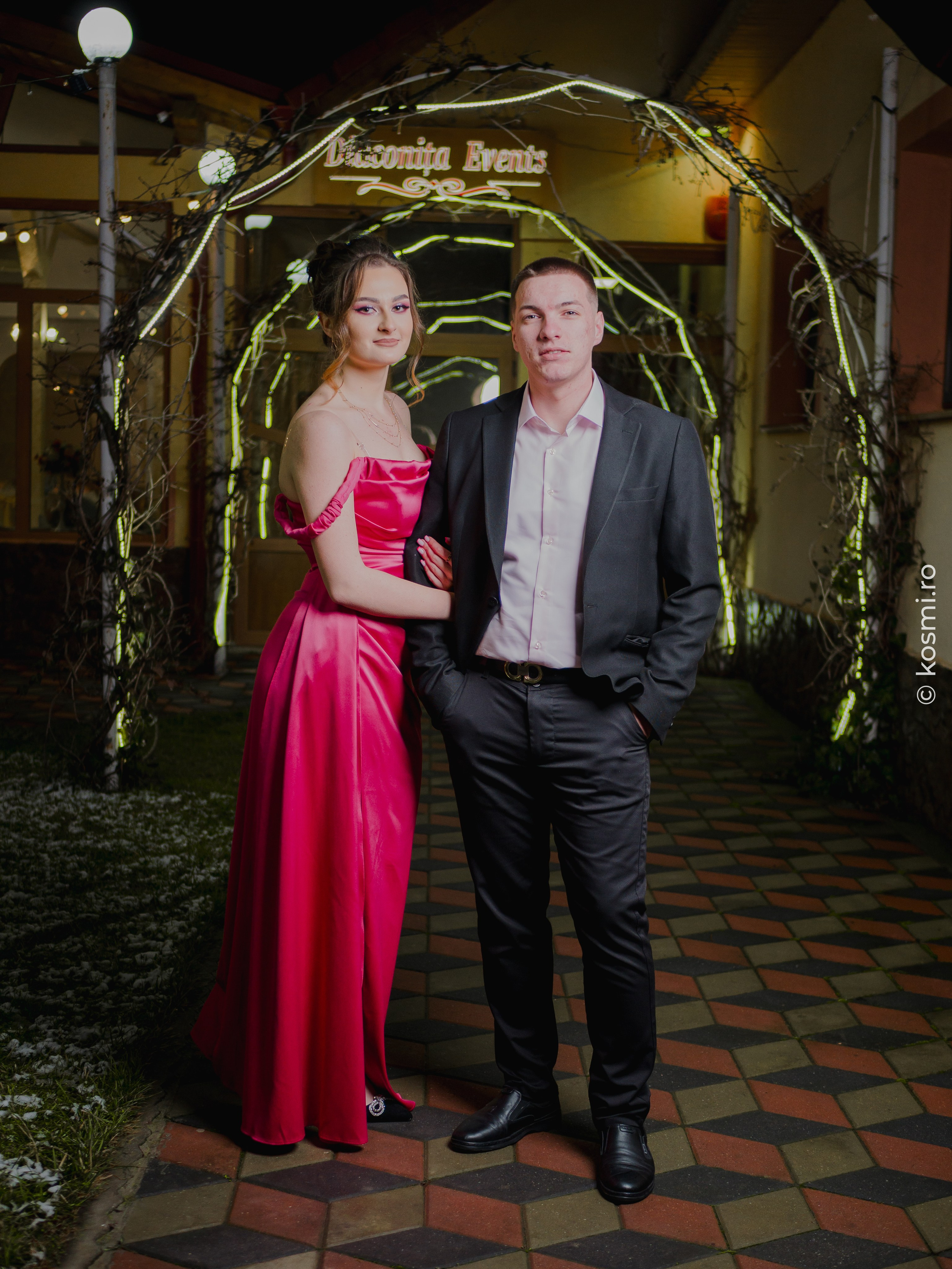 Majorat Andreea. Kosmi