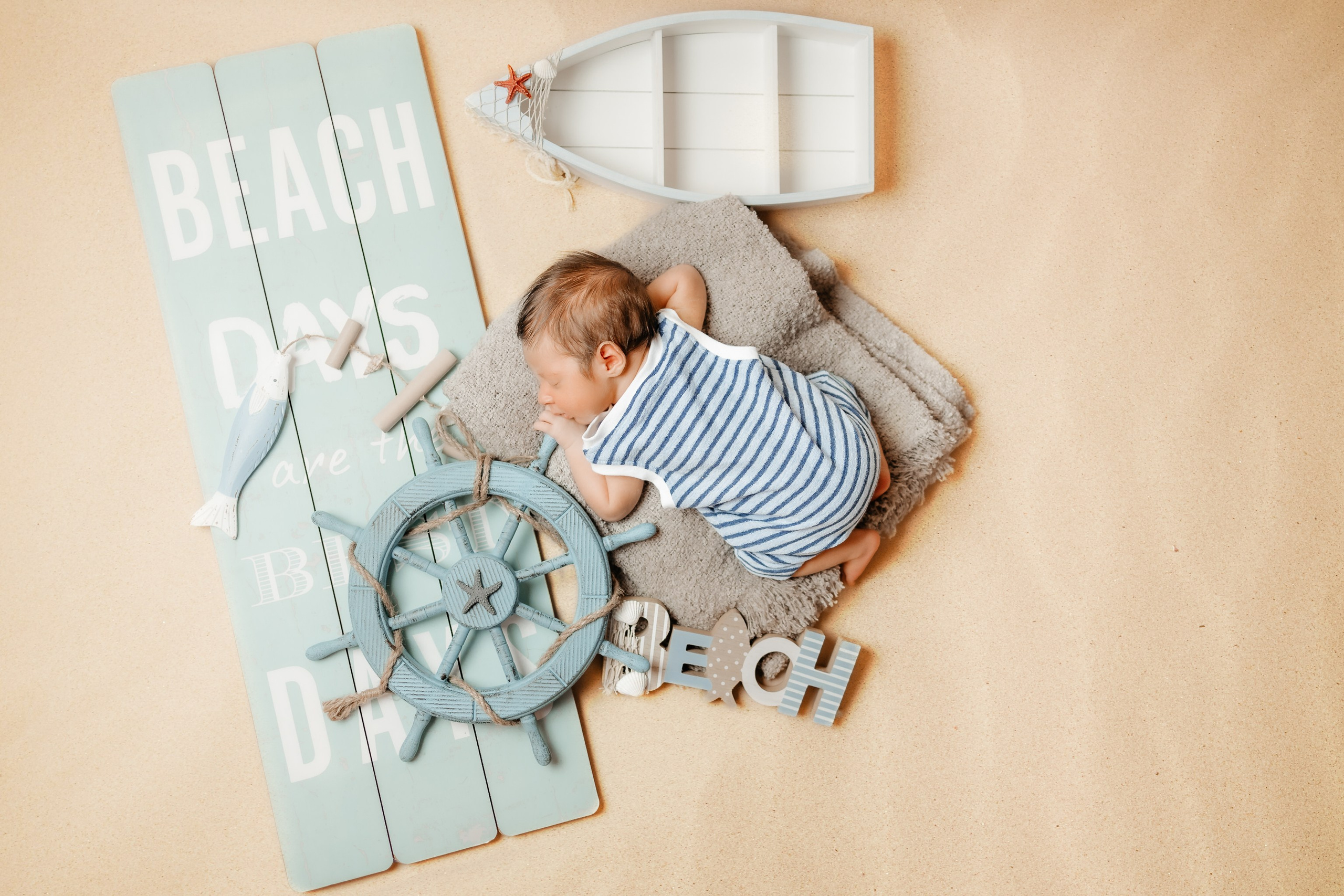 Micul marinar. FotoACTIV.ro - Imaginea ta contează