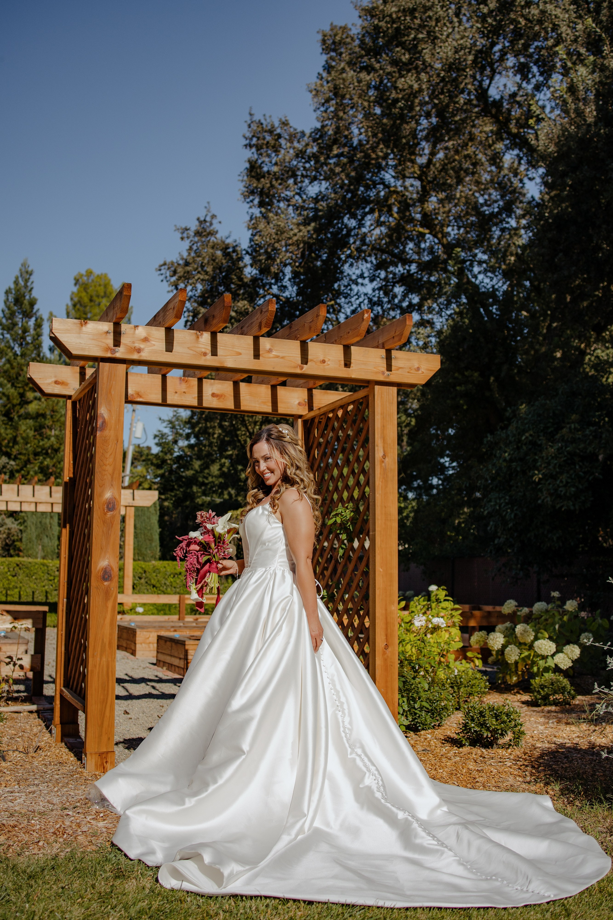 Vanessa Bridal Prep| Sacramento Wedding Photographer. Wedding Photography & Videography San Francisco, Sacramento