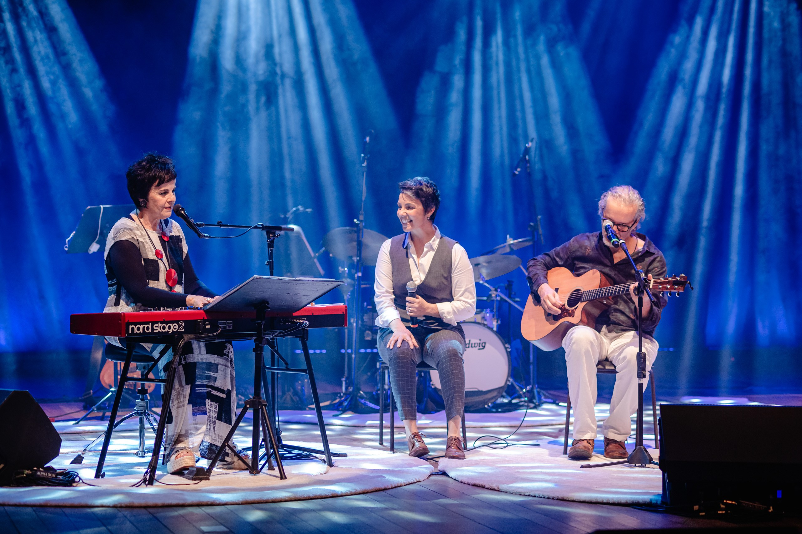 Show da cantora Leila Pinheira no Teatro Municipal de Itajaí
