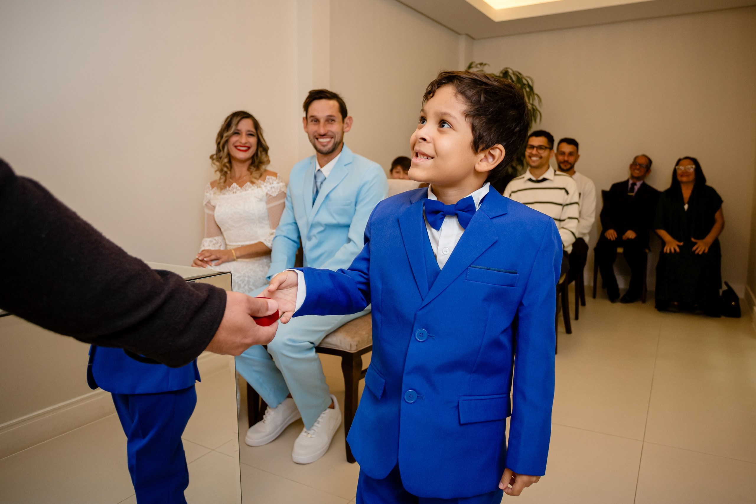 Cerimônia de casamento no civil e ensaio fotográfico de casal na praia — Verônica e Fernando