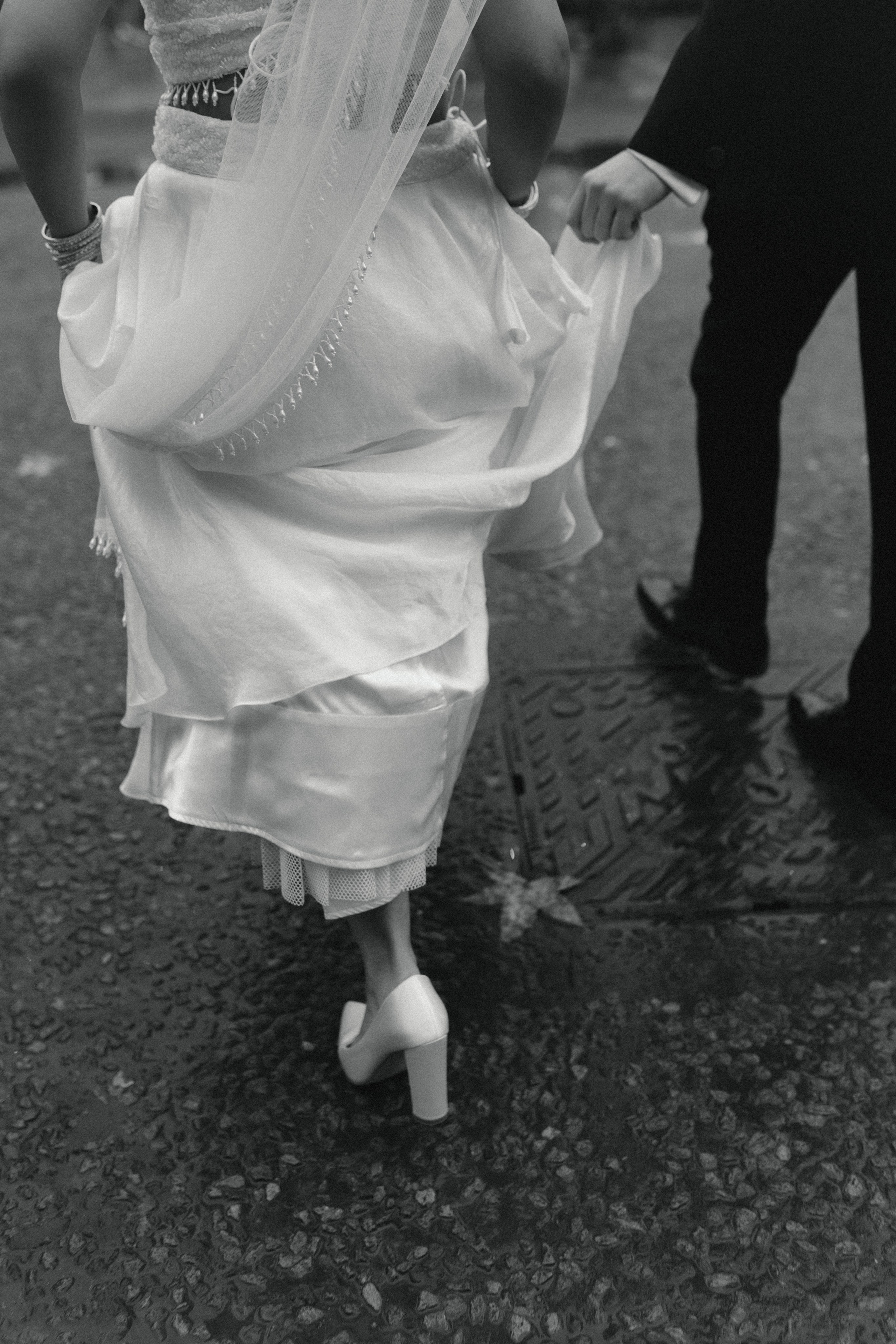 Ayushi and Tomasz. Wedding and Portrait Photographer Evie Moon