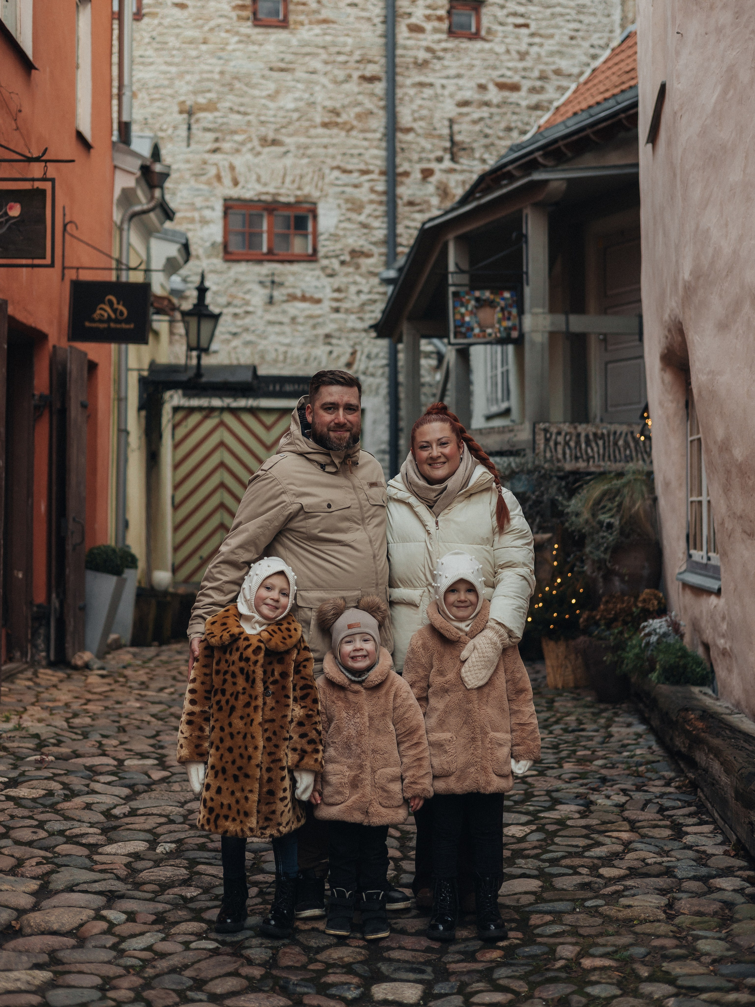 Юля с семьёй. Семейный фотограф в Таллинне Дарья Кивимейстер