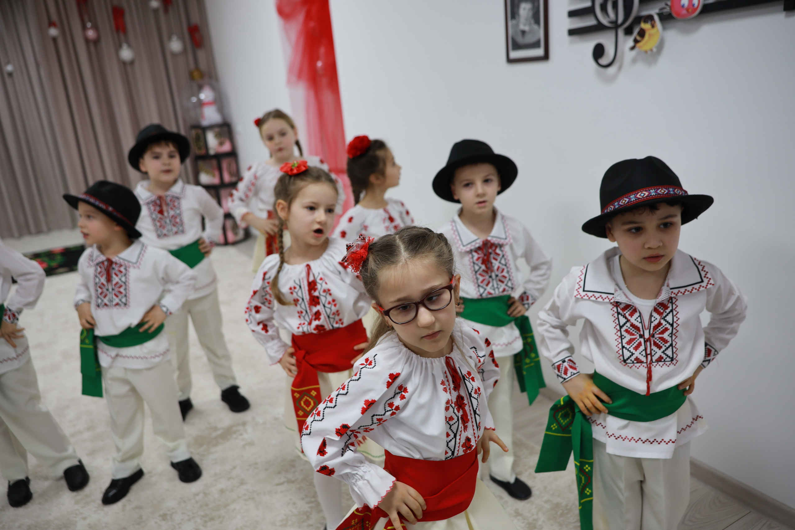 Magia iernii în ochi de copil.... Alika Dia- Fotograf în Republica Moldova, Strășeni