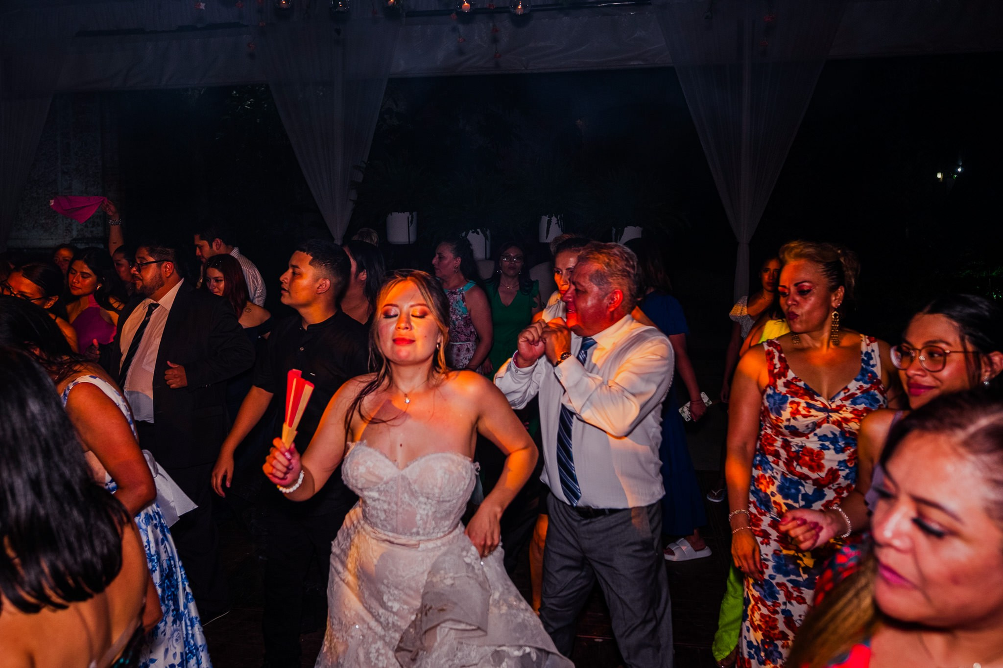 Abril & Dylan / Morelos. Wedding and family photographer in Mexico City