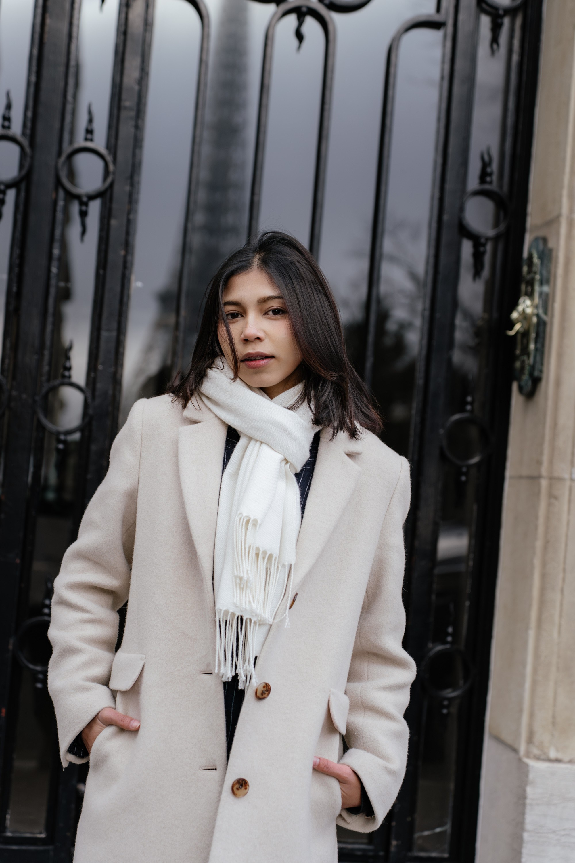 Solo Portrait Session: Louvre & Eiffel Tower. Paris Photographer & Videographer