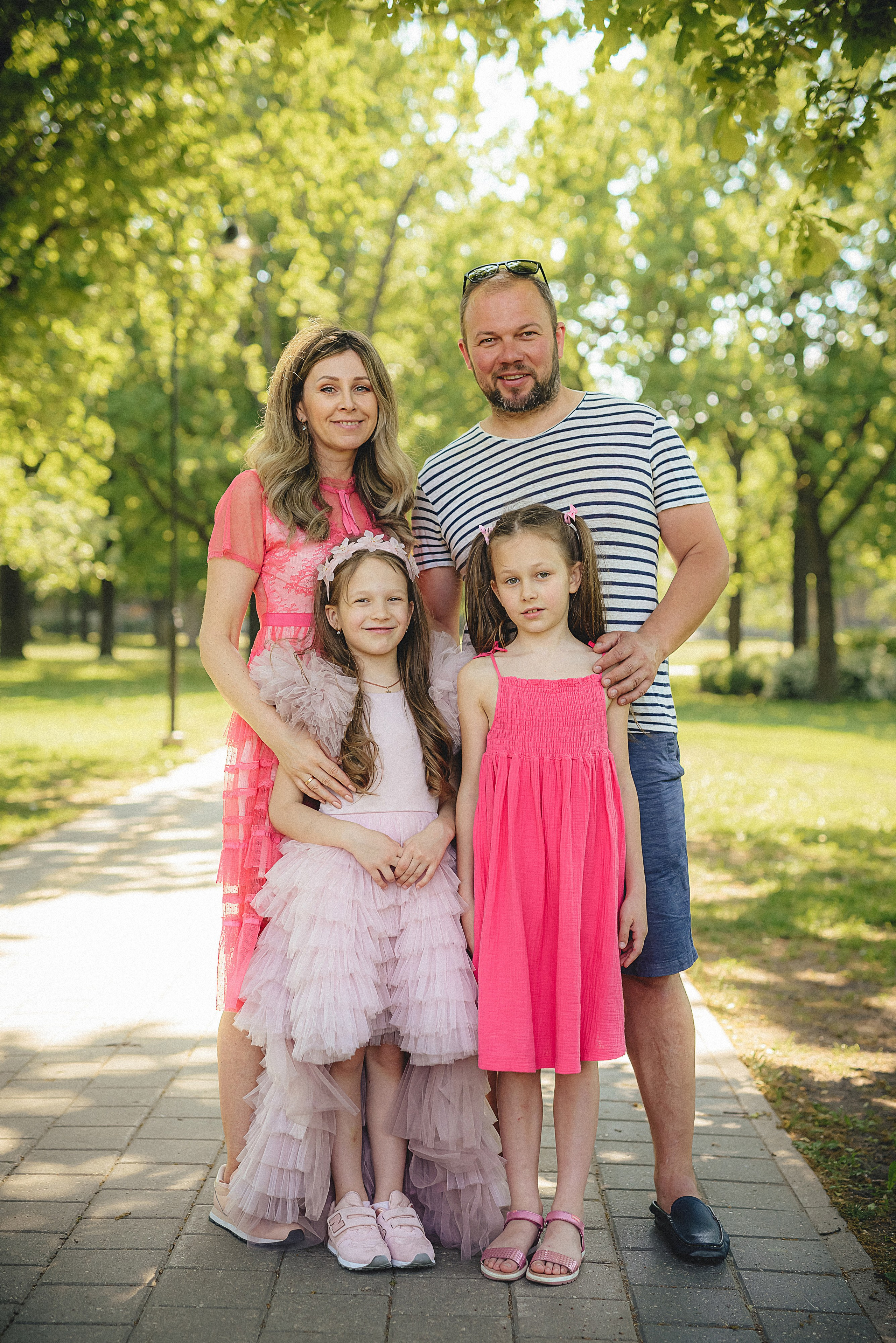 Zīles Skolas Izlaidums. Fotogrāfs Rīgā. Gīmenes, individuālās un dažādu produktu fotosesijas