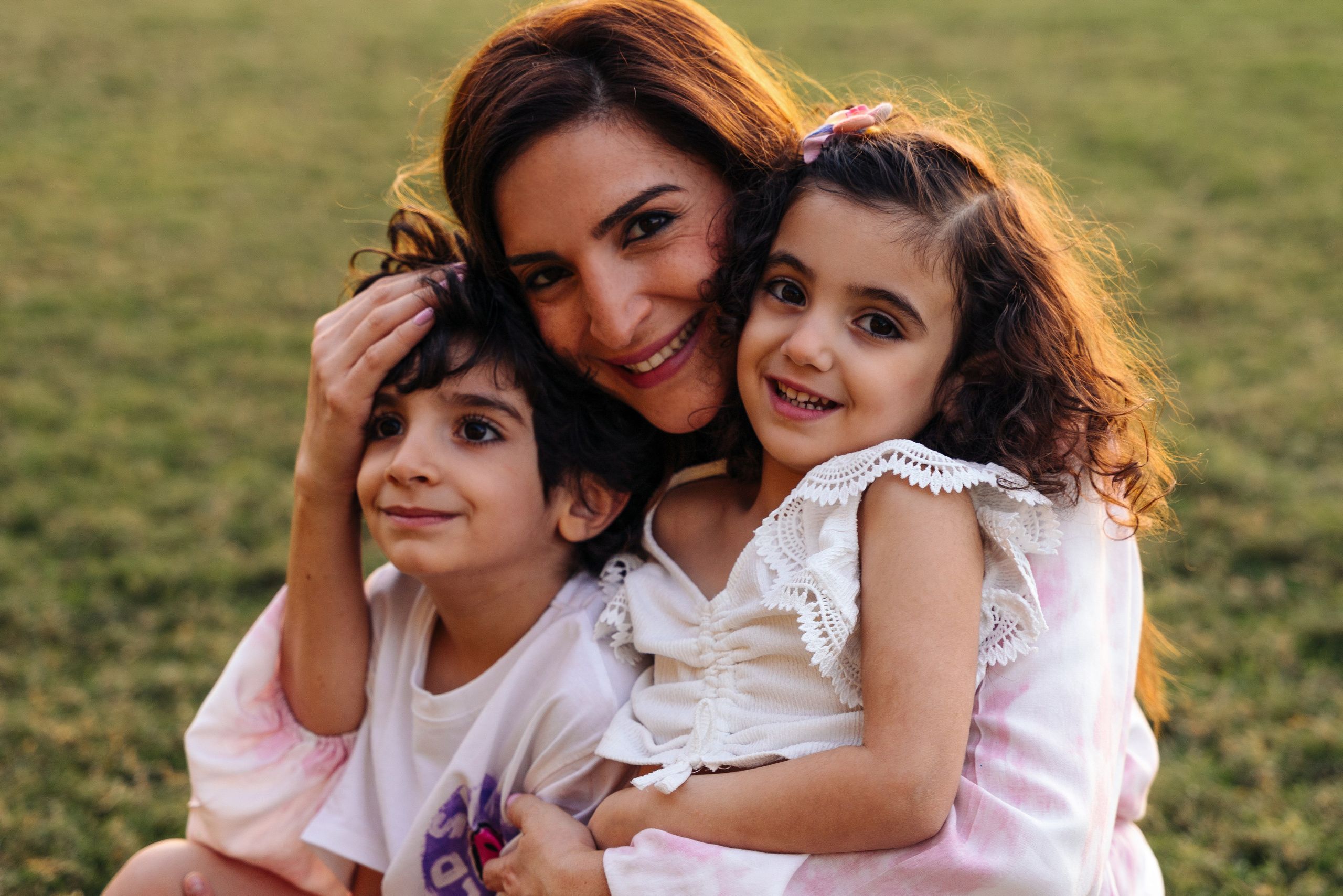 Family fun and play in the park. Angela Iakovleva — Family Photographer in Dubai