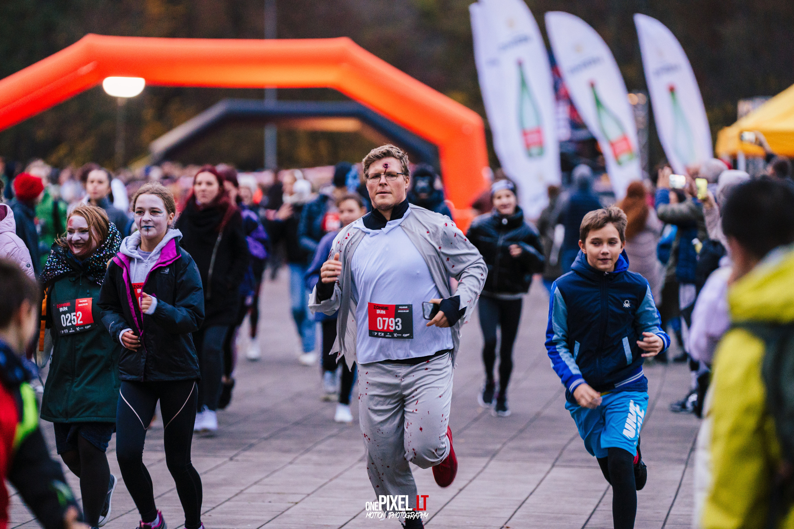 ZOMBIE RUN 2022. OnePIXEL