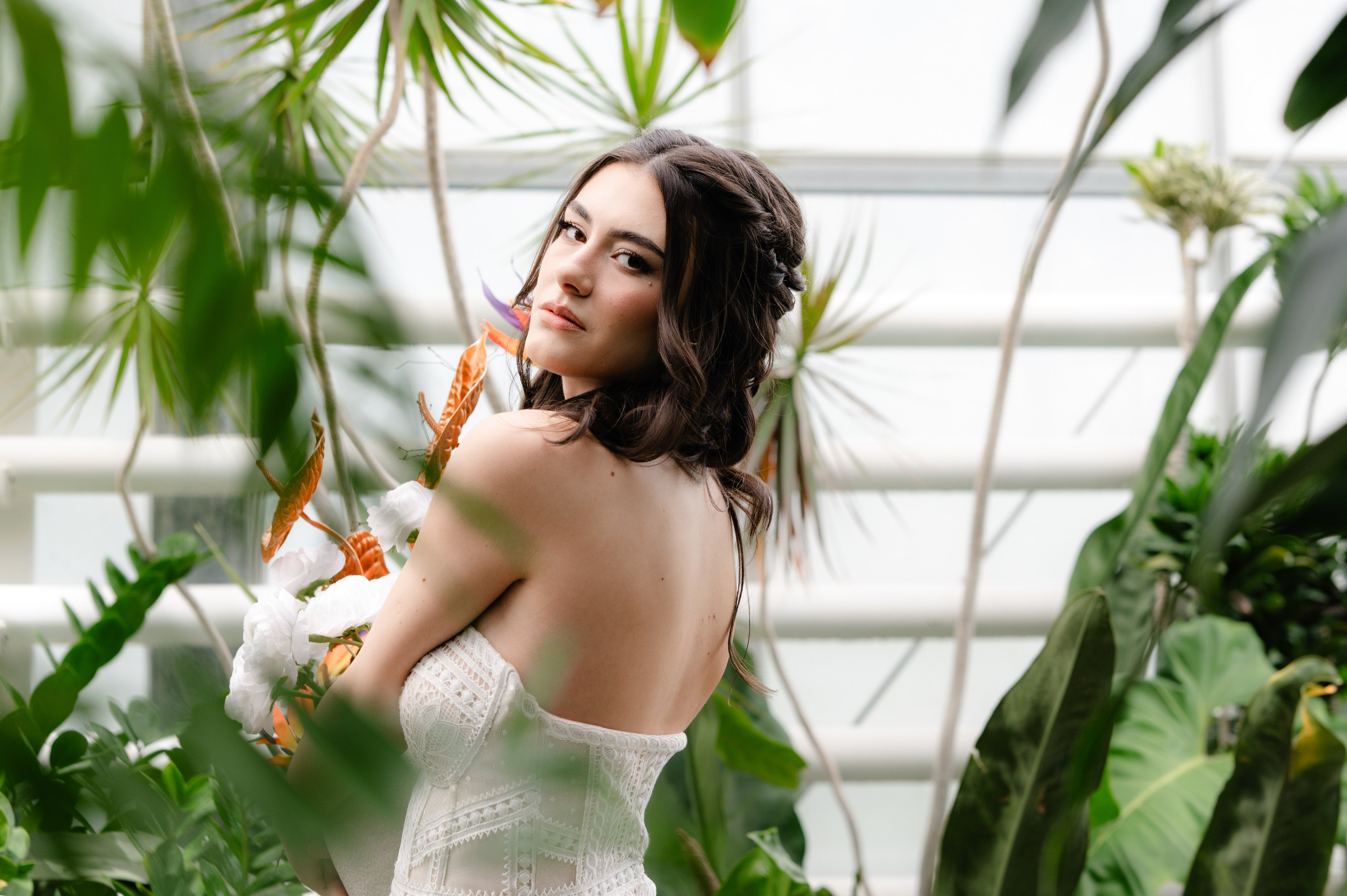 Botanical BRIDE. Alexandra Hanu Photographer