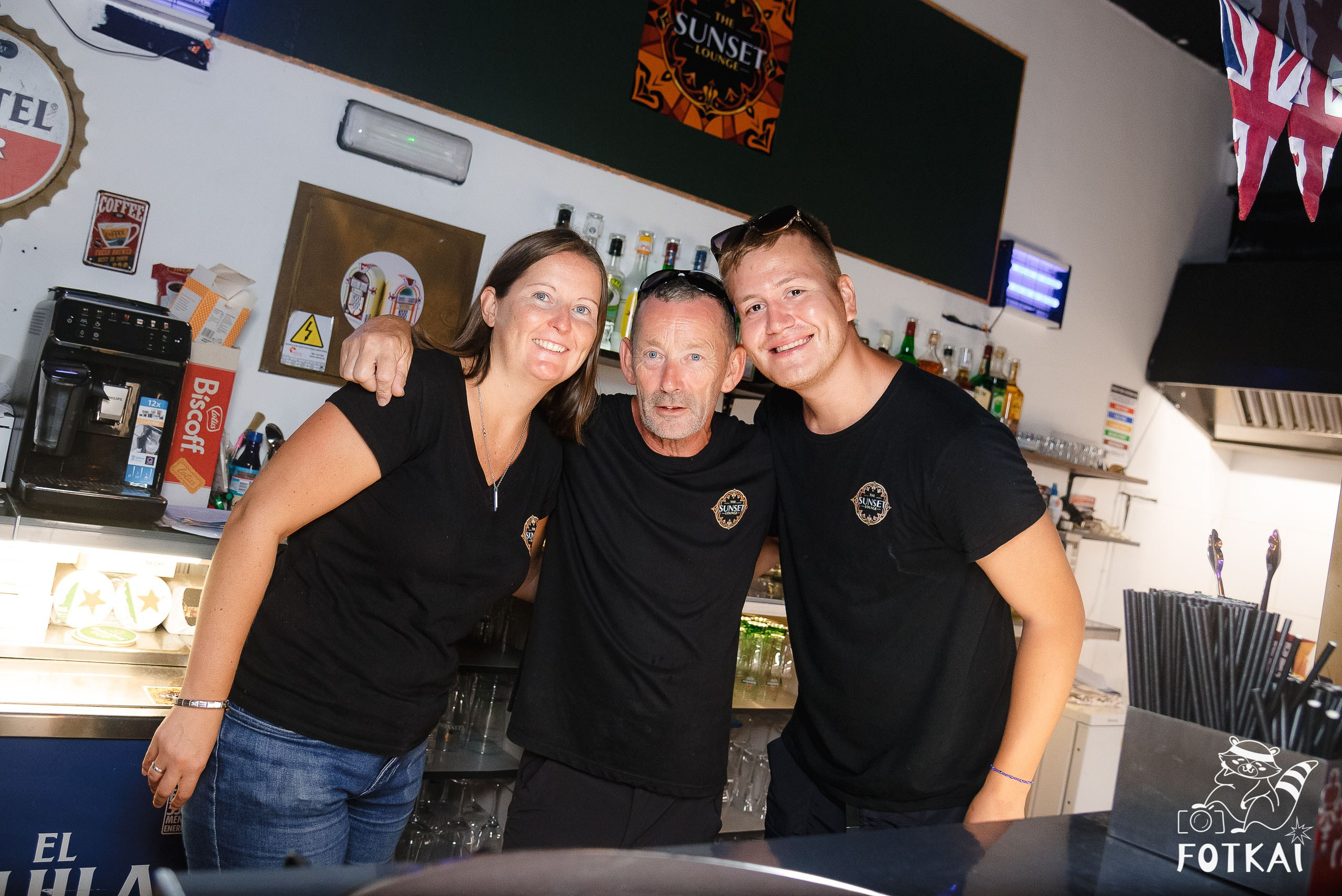 The Sunset Lounge Bar: Reportaje fotográfico 15.08.25 | FOTKAI