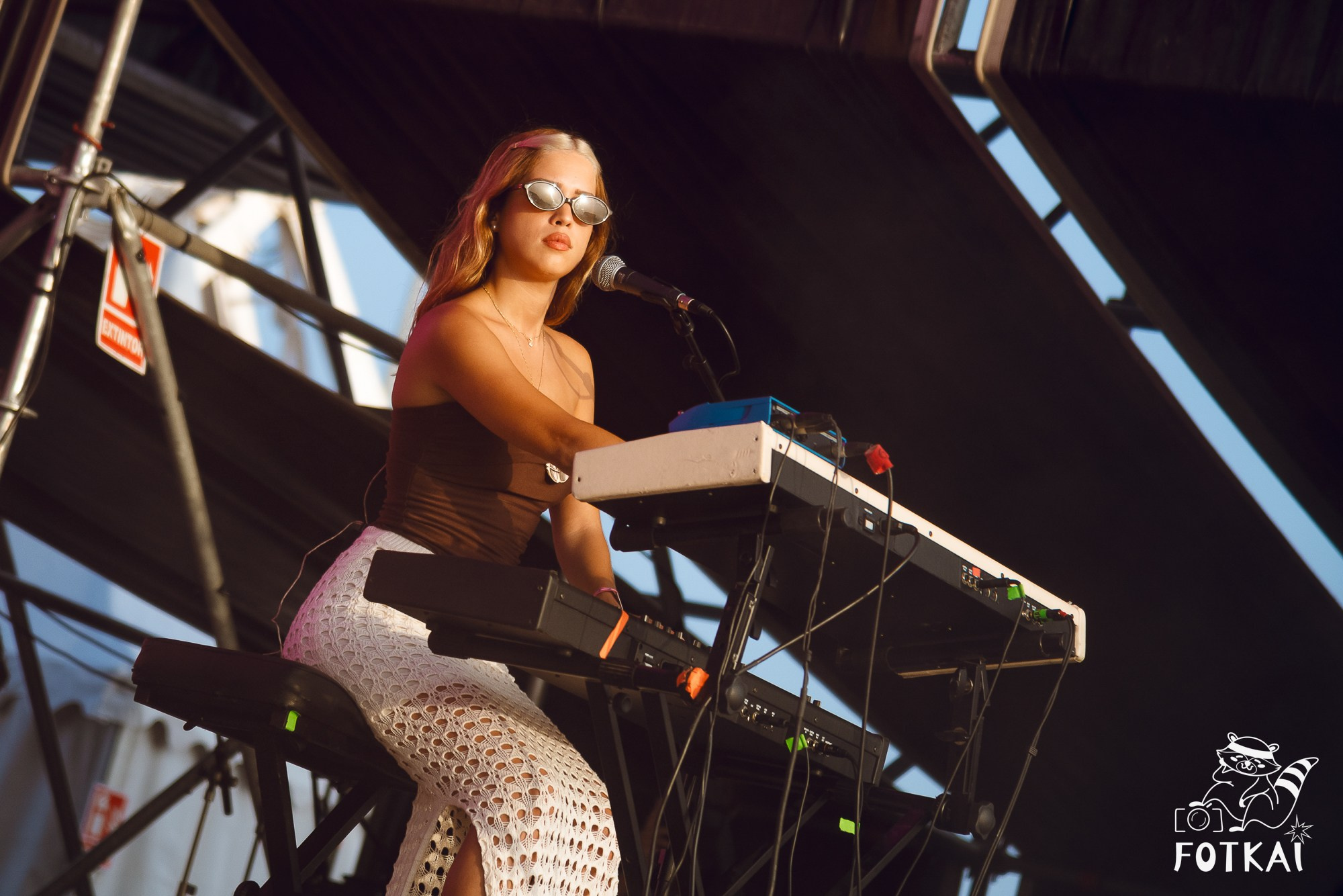 Low Festival 2026 — Full Concert Photo Report from the Opening Night in Torrevieja | FOTKAI