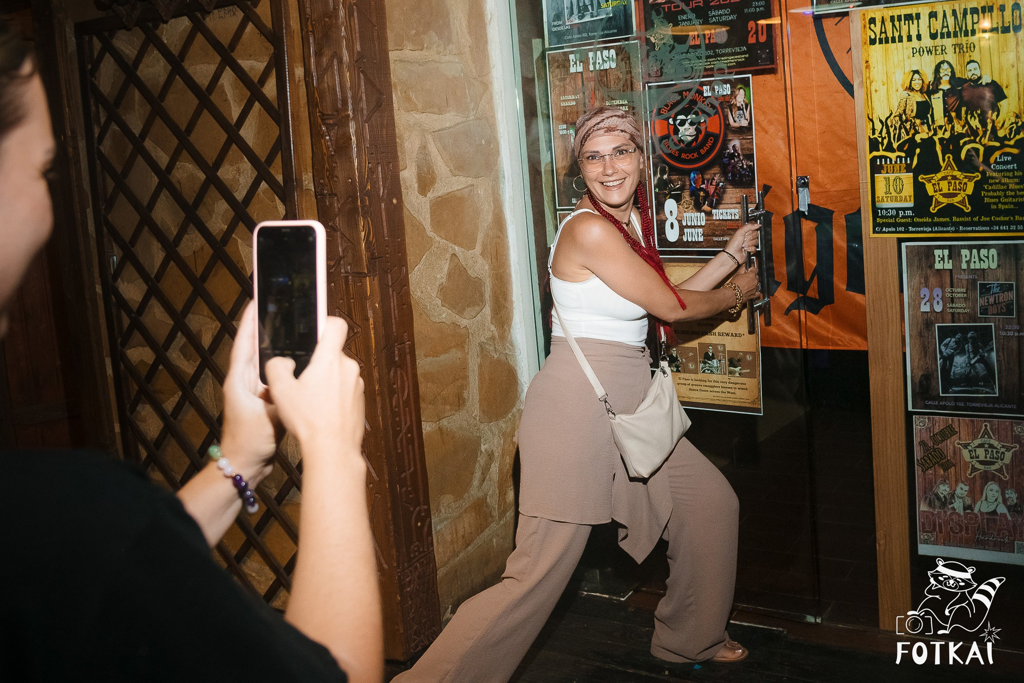 Jam Night в баре El Paso, Торревьеха — фоторепортаж живого джем-сейшена, июнь 2026 | FOTKAI
