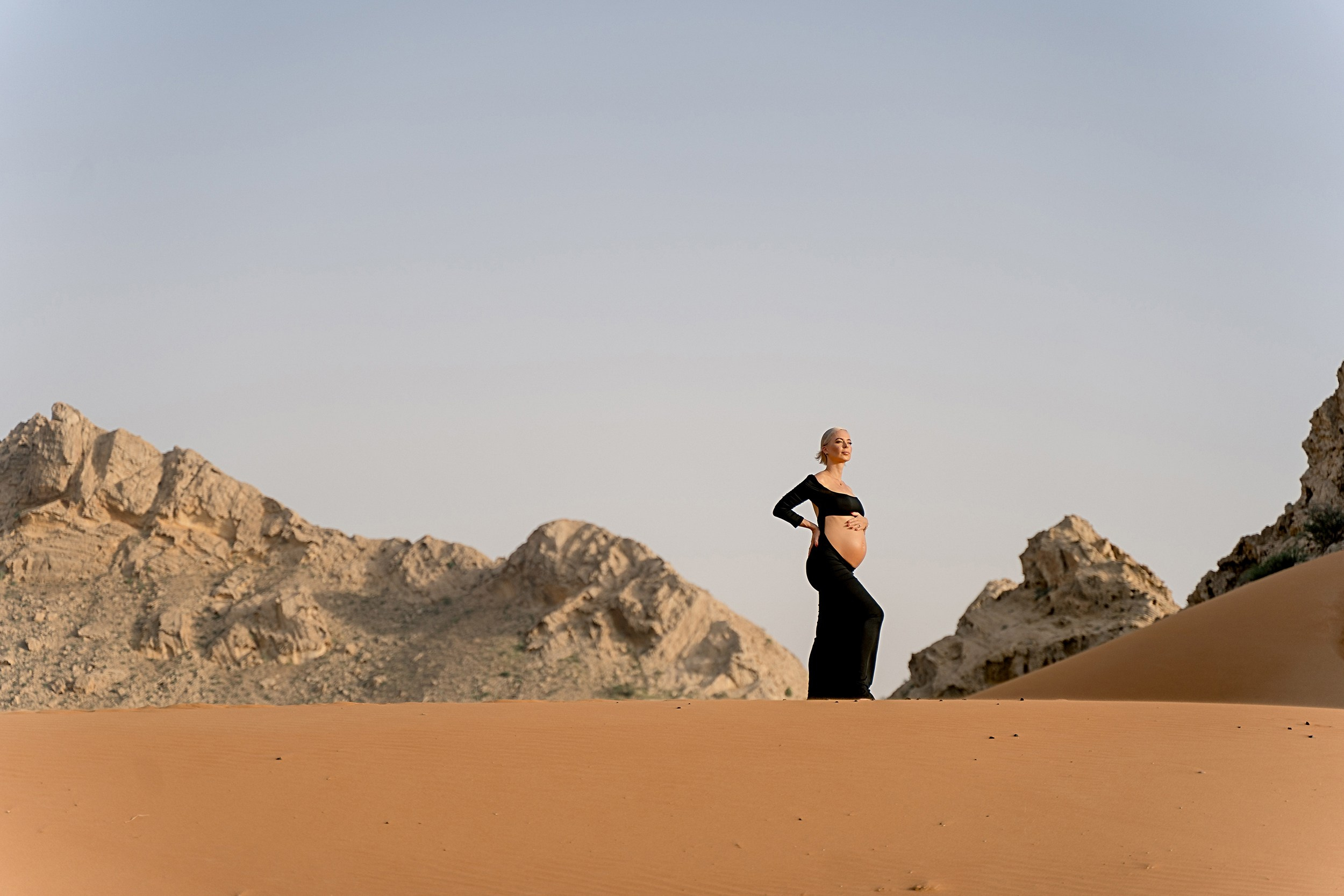 Maternity. Professional Photographer in Abu Dhabi & Dubai — Marina Aubakirova | Family, Couple, Wedding & Individual Photoshoots