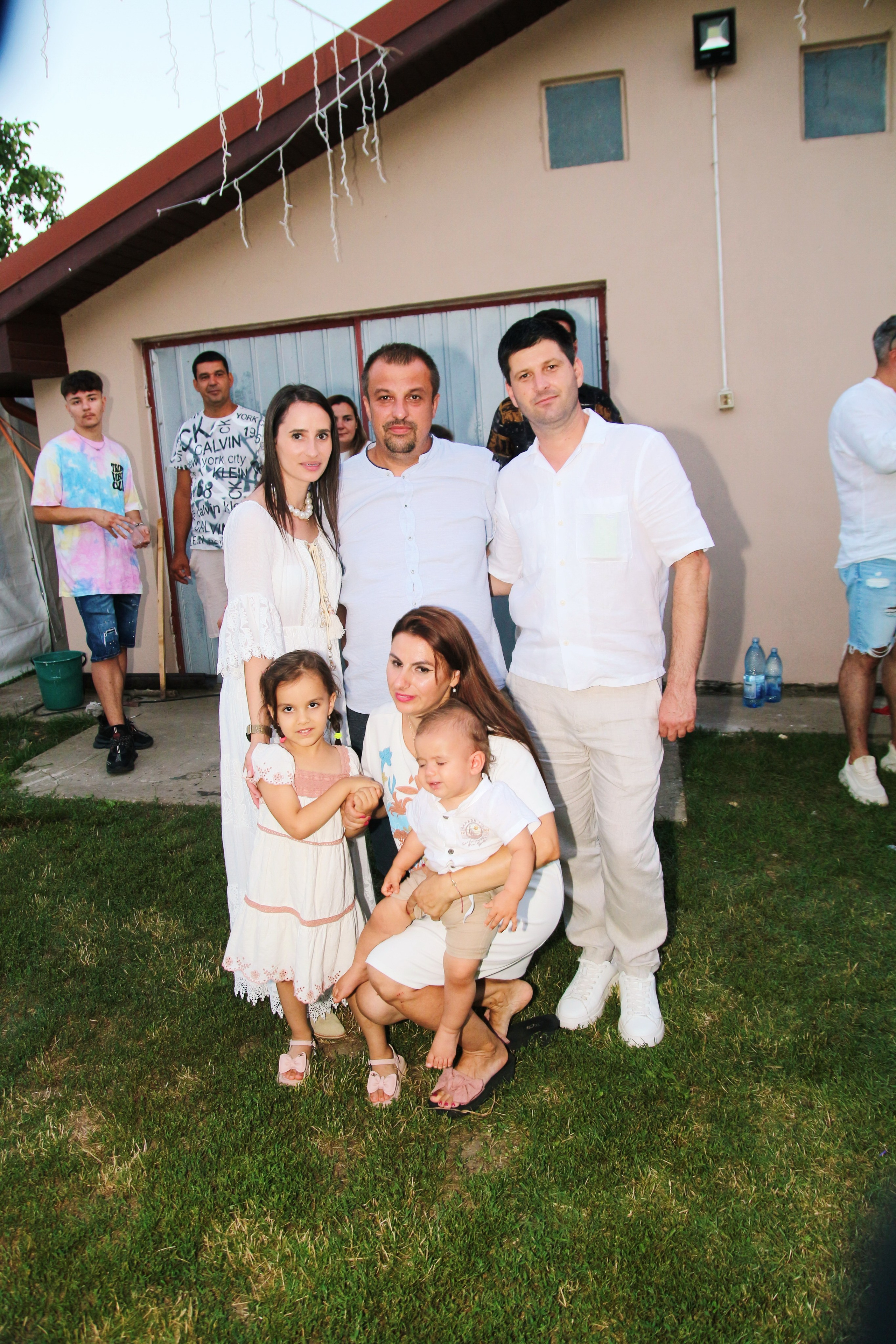 BYZO MEDIA. PETRU BYZO - family and children photographer in ROMANIA