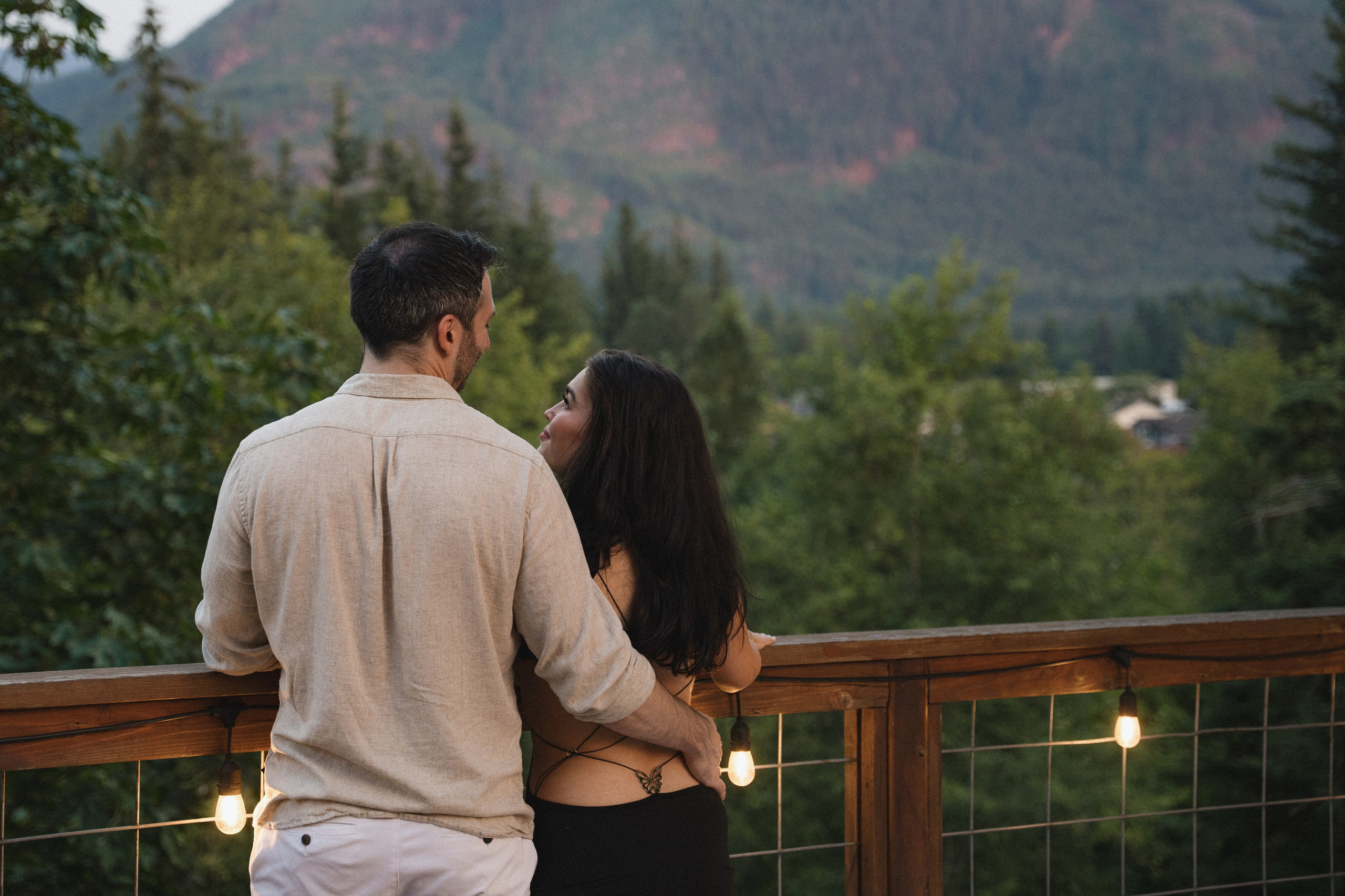 Blaine and Anya proposal. Photographer in Washington Sophia D