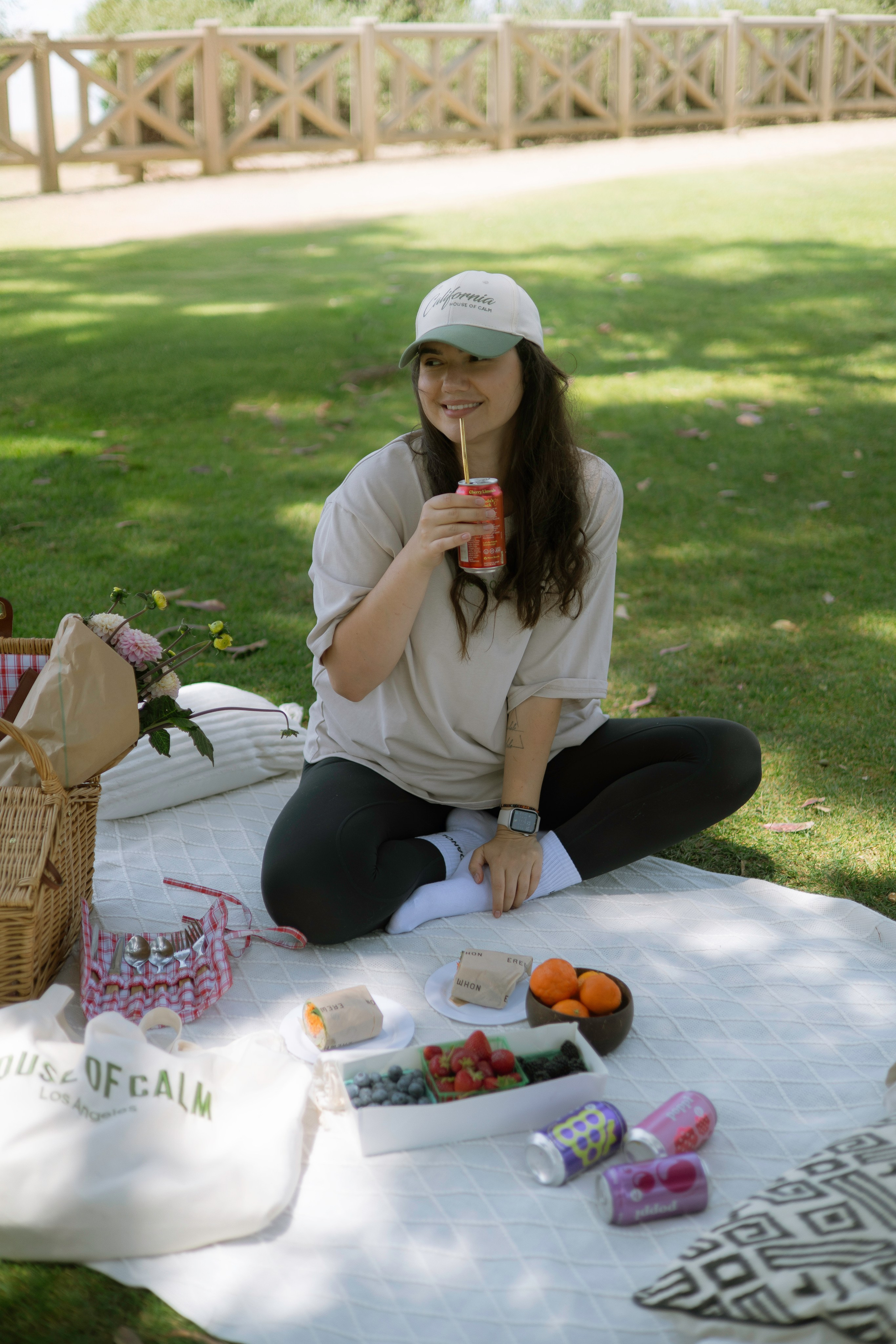 Farmer’s Market and Picnic | Photoshoot for House of Calm. Photographer in Los Angeles. Julia Ishmuratova