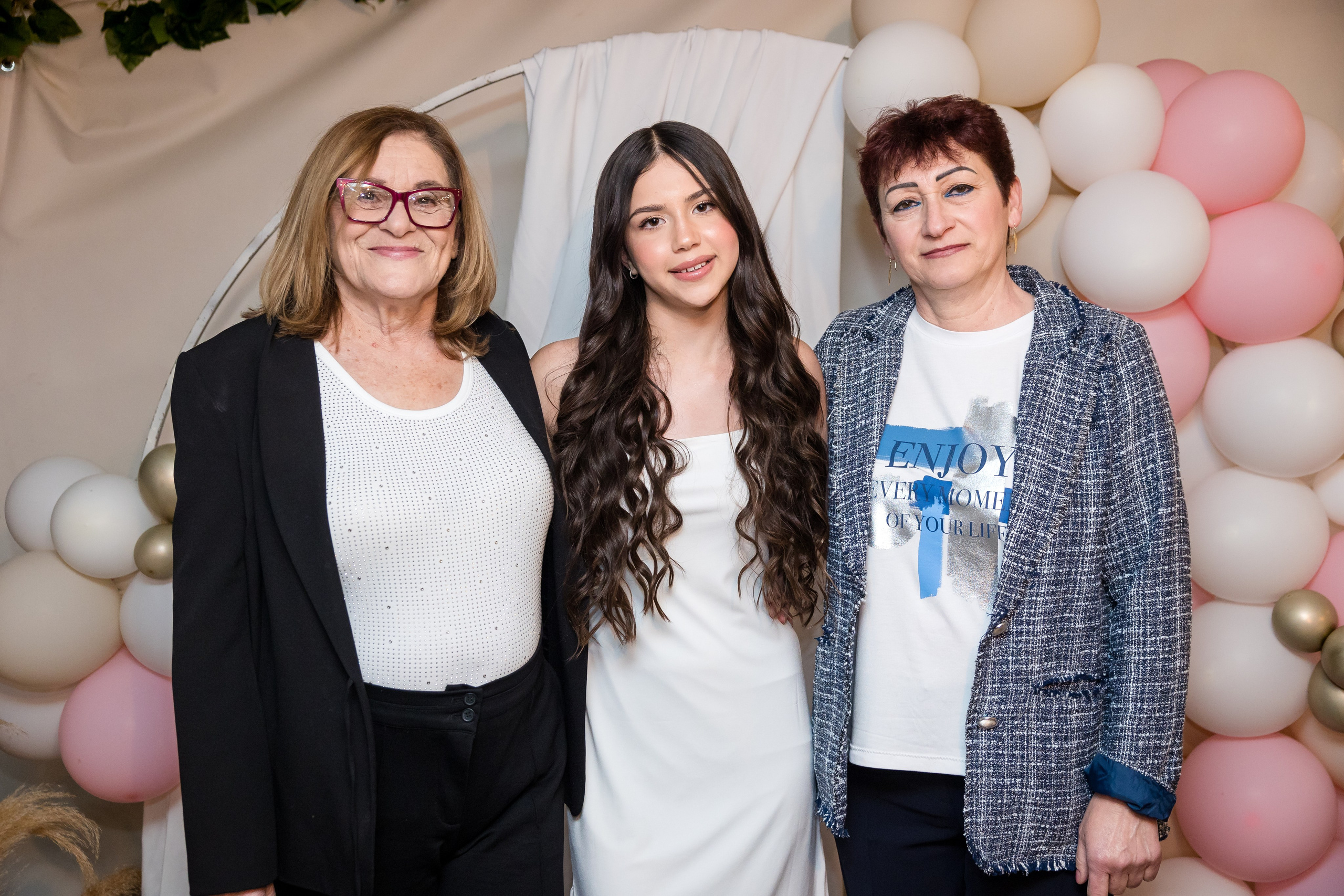 Noya. AMIR BUCHNIK PHOTOGRAPHER