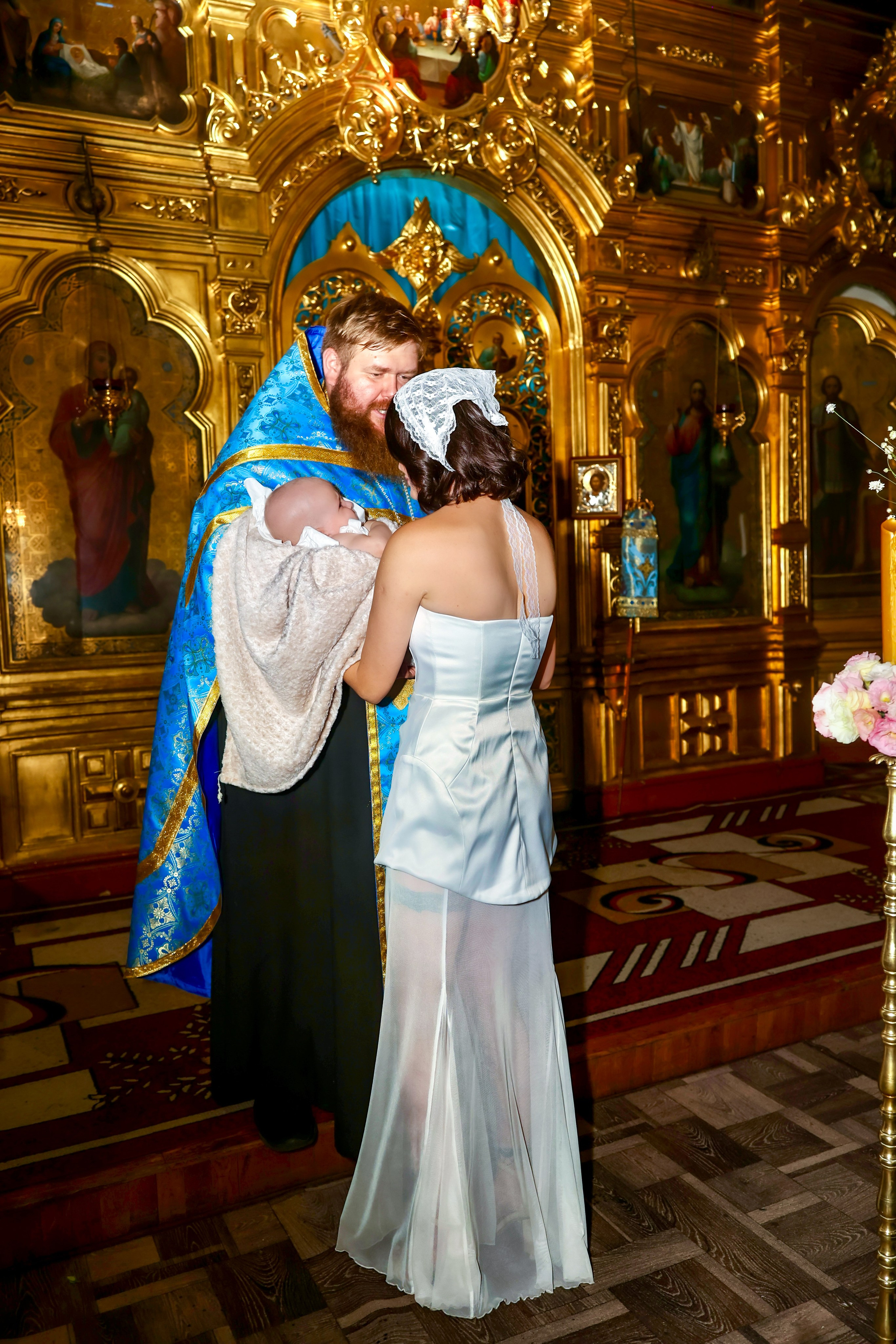 Botez. Fotograf al tainelor bisericești – Alina Fetu