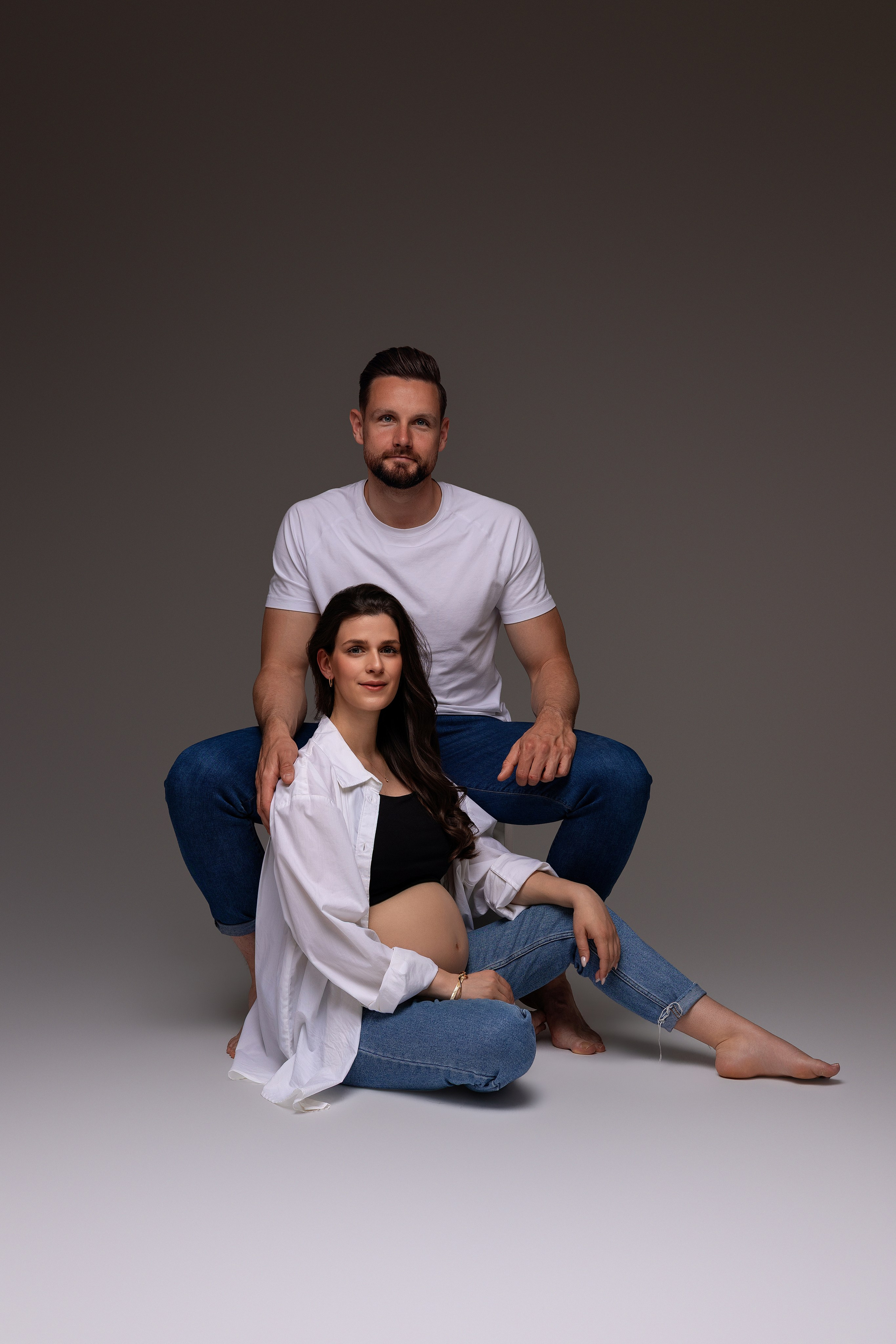 Babybauch. Neugeborene- Schwangerschaft- und Kinder Fotografin in Lehre