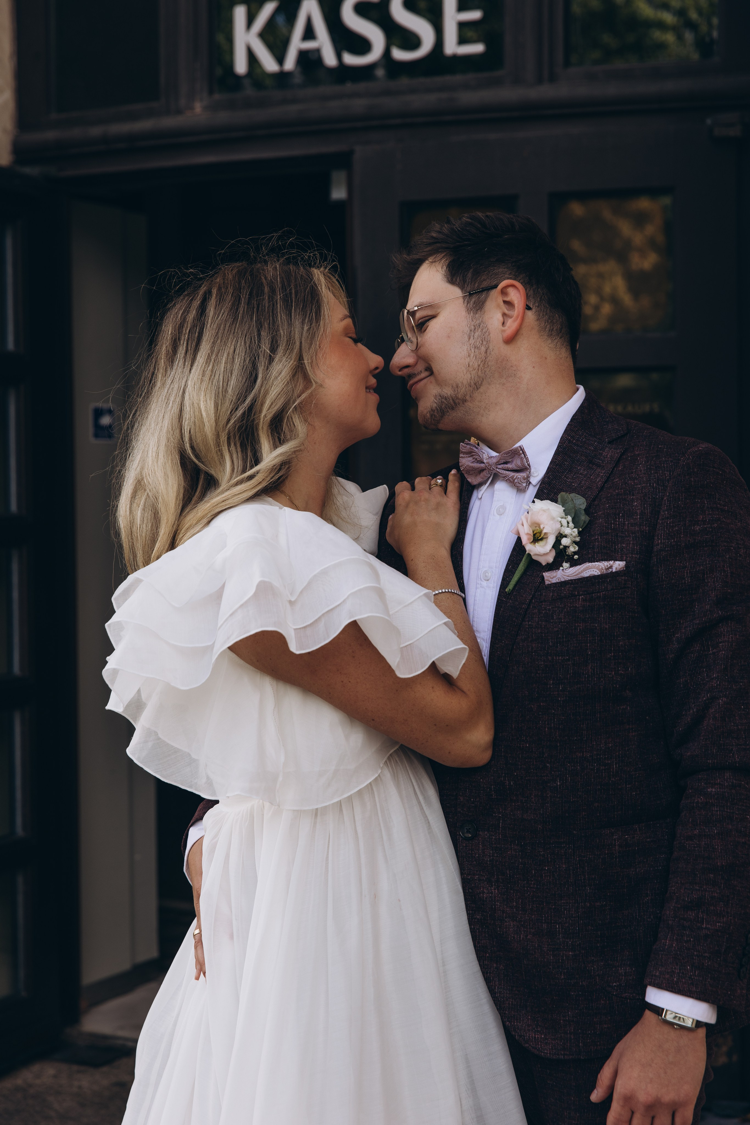 Alli and Michael. Wedding Stories — Professional Wedding Photography & Videography in Germany, Italy, Spain & all across Europe