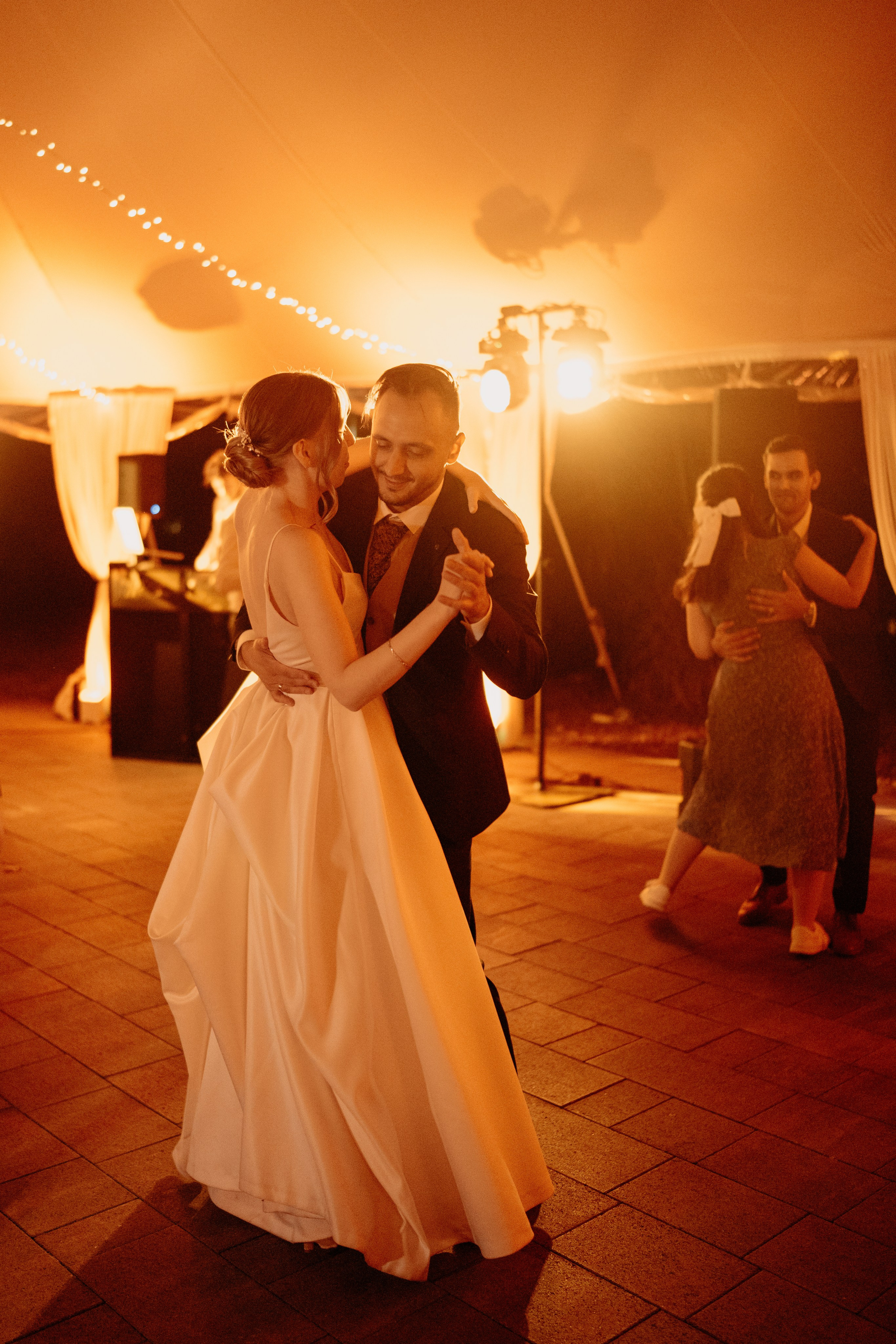 Vivi + Gábor. Csilla visuals