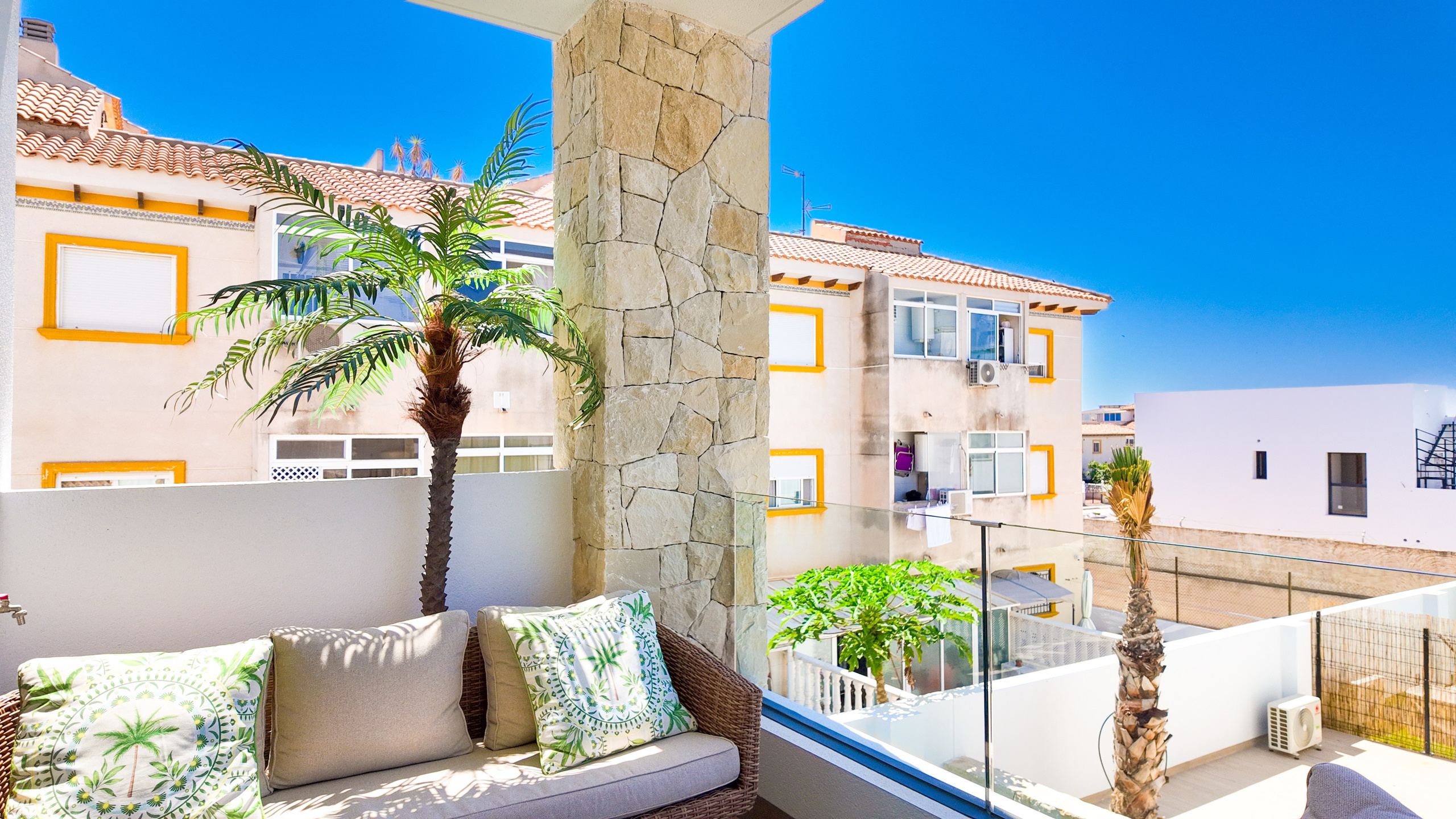 PALMVIEW I&M GROUP. Baby Beast