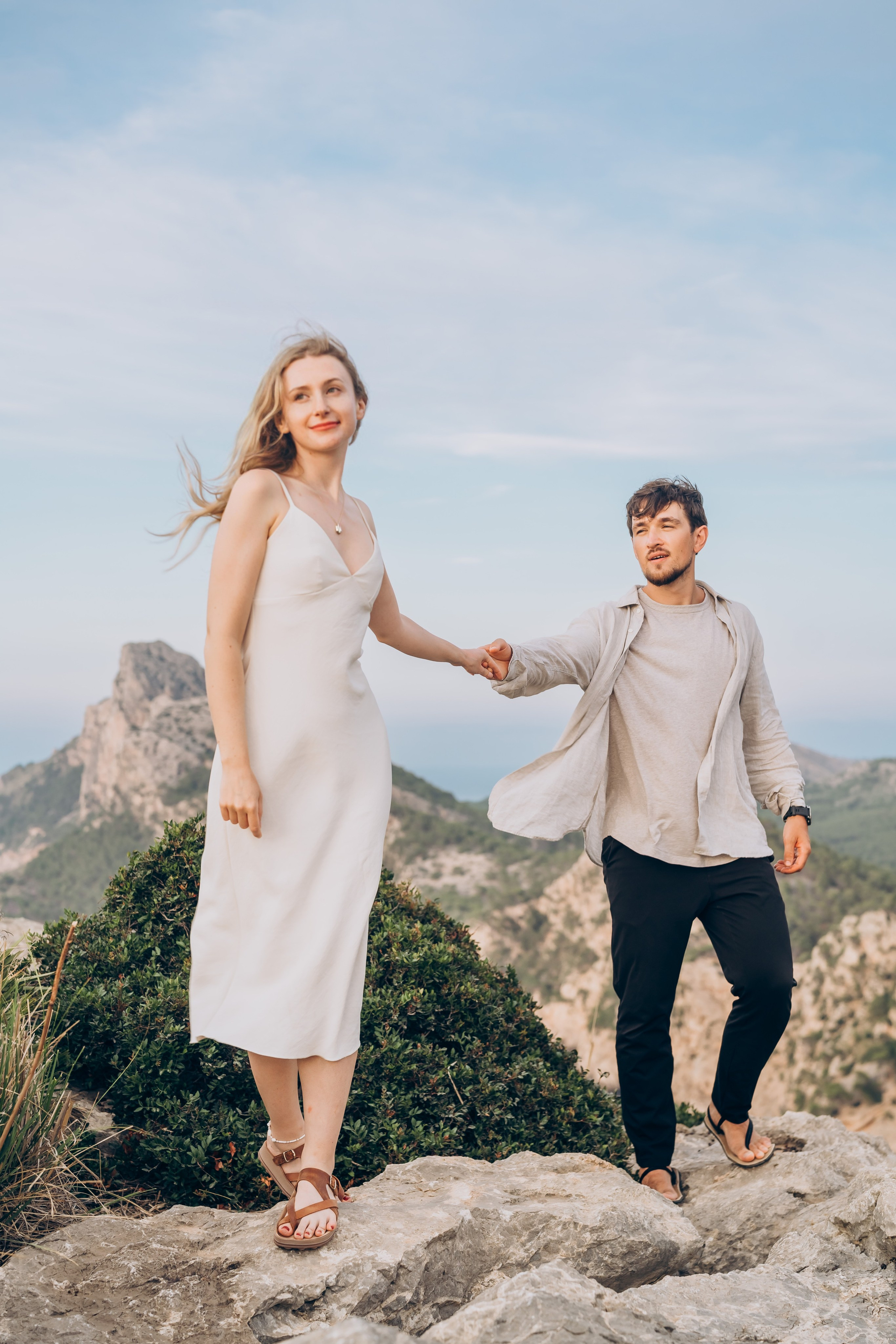 On top of the mountains and by the sea. Фотограф у Пальма де Майорка