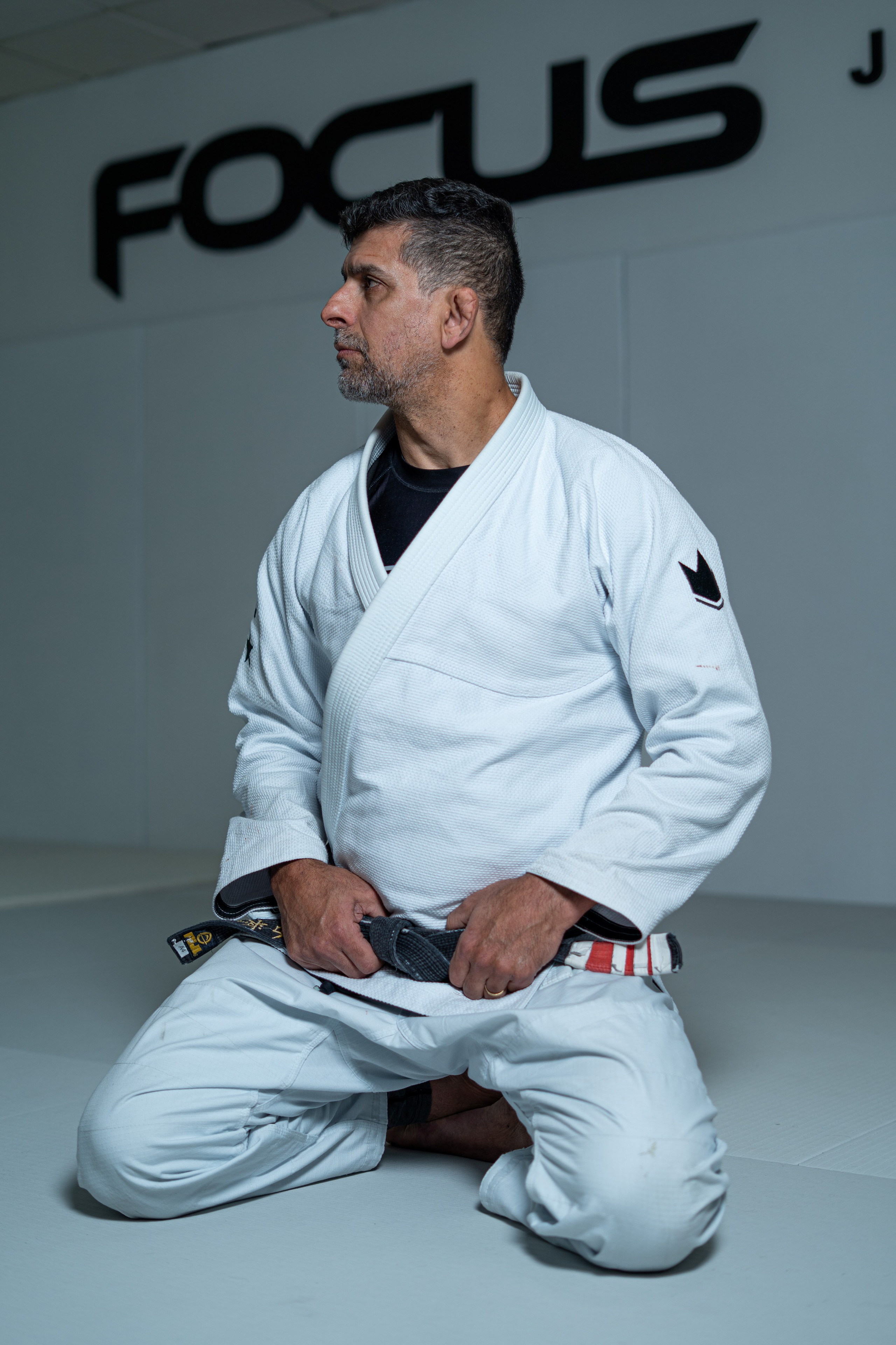 Alexandre Azevedo. Frames by Giovani Braga