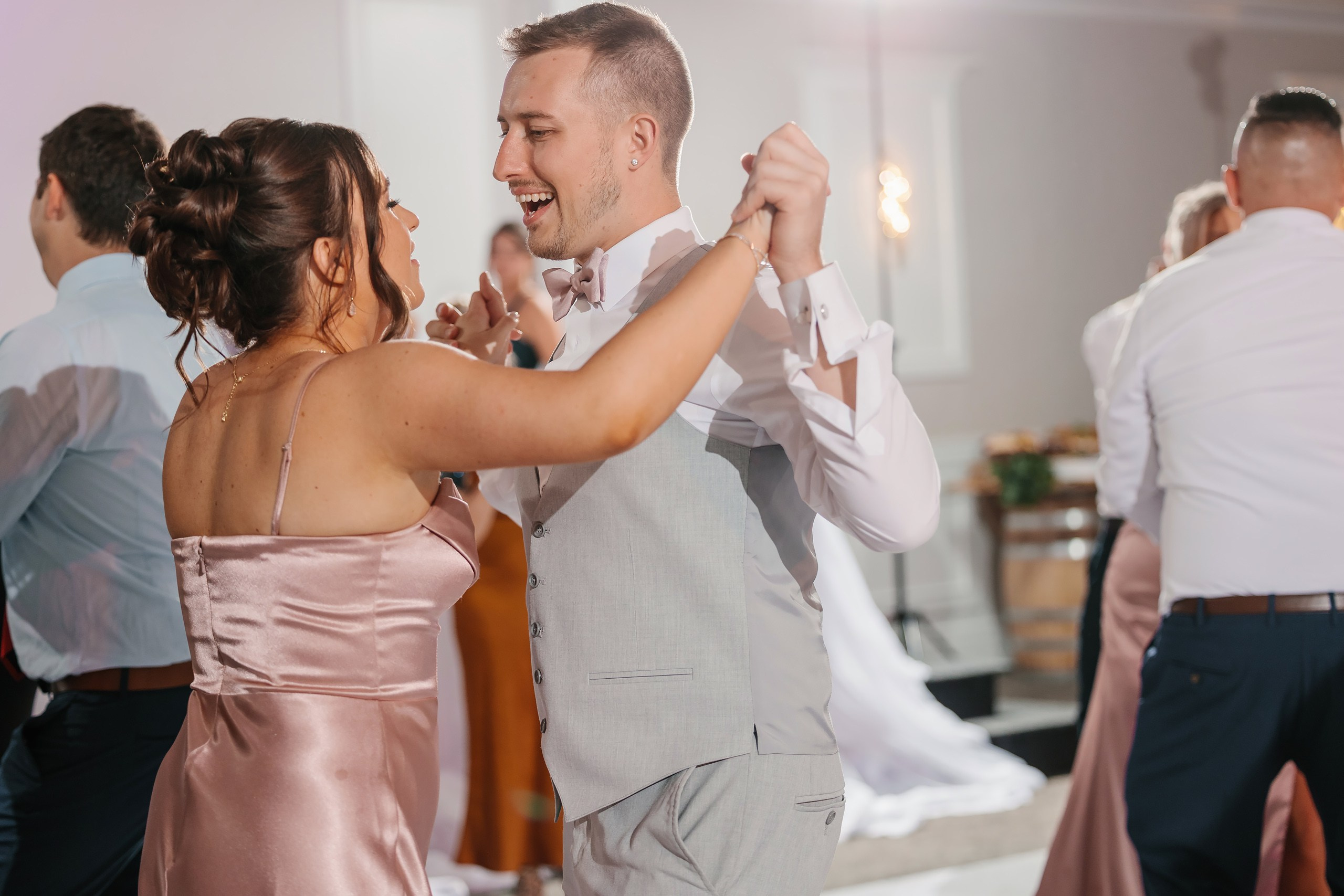 31.08.2024 Wedding. Wedding family event photographer in Chicago Nick Yushevich