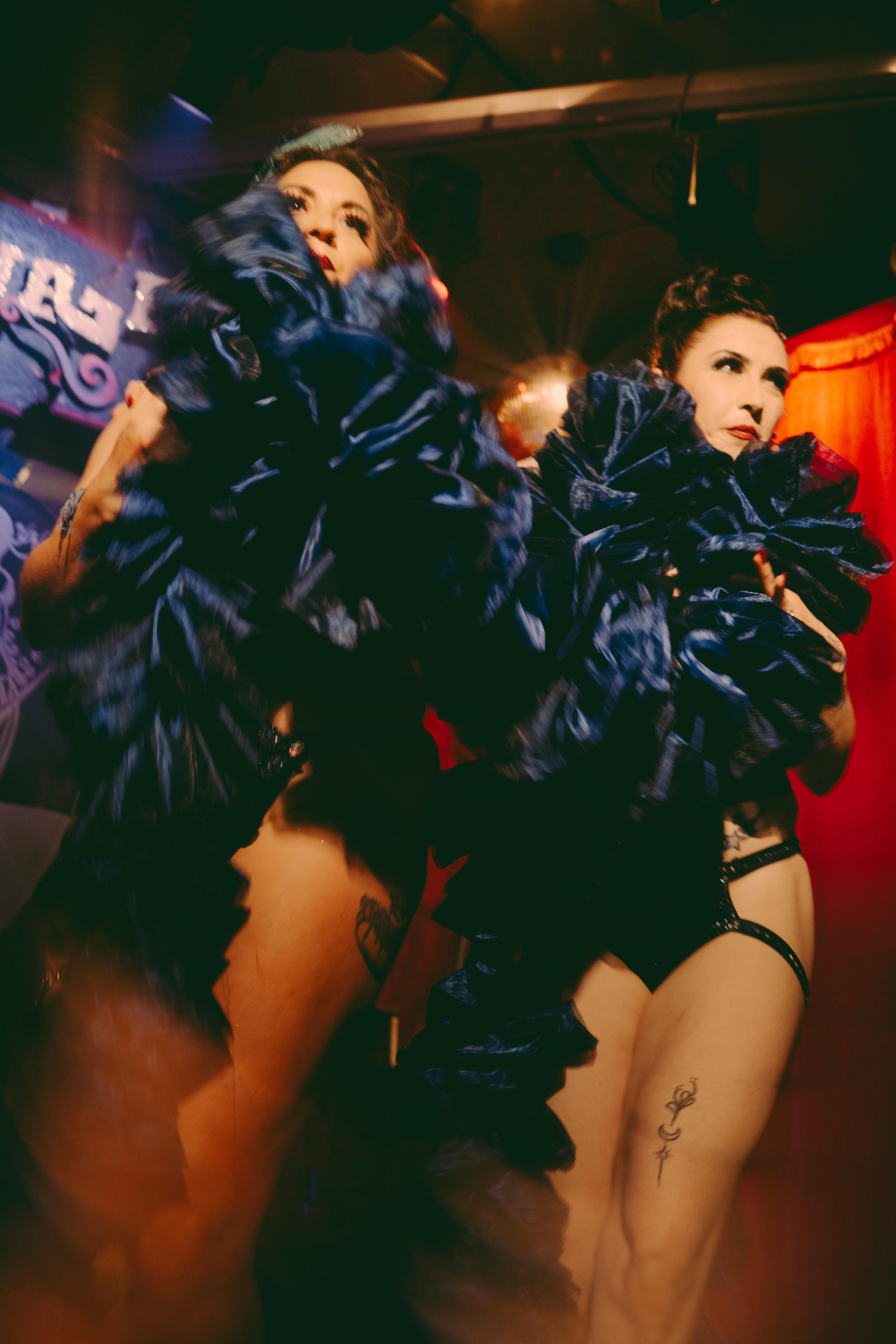Burlesque Show. Professional Photographer in Berlin — Portraits, Love Story, Events, F
