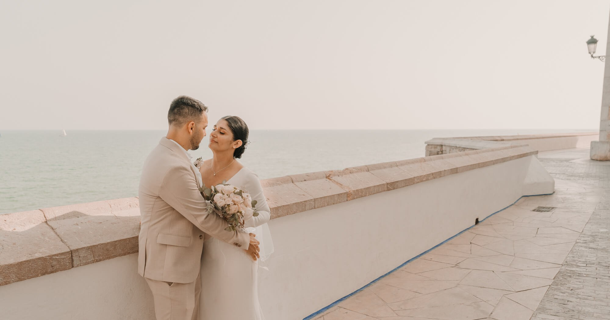 Nelsi y Osmar. El Velo Blanco | Fotógrafos de Bodas en Barcelona y España