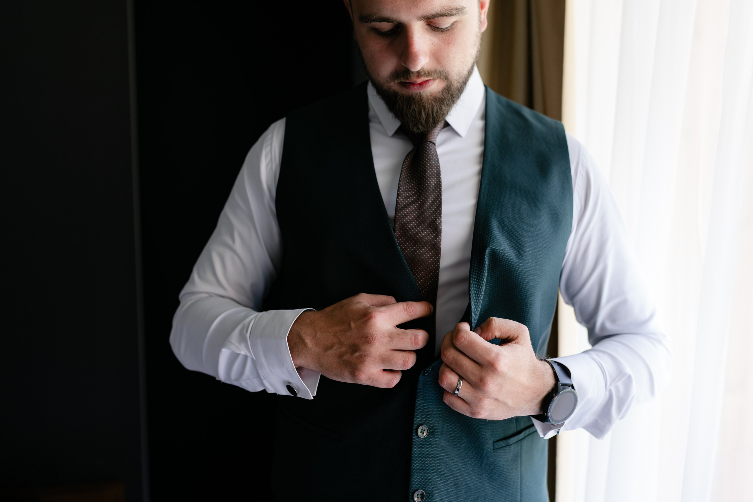 Flori & Cosmin. Main