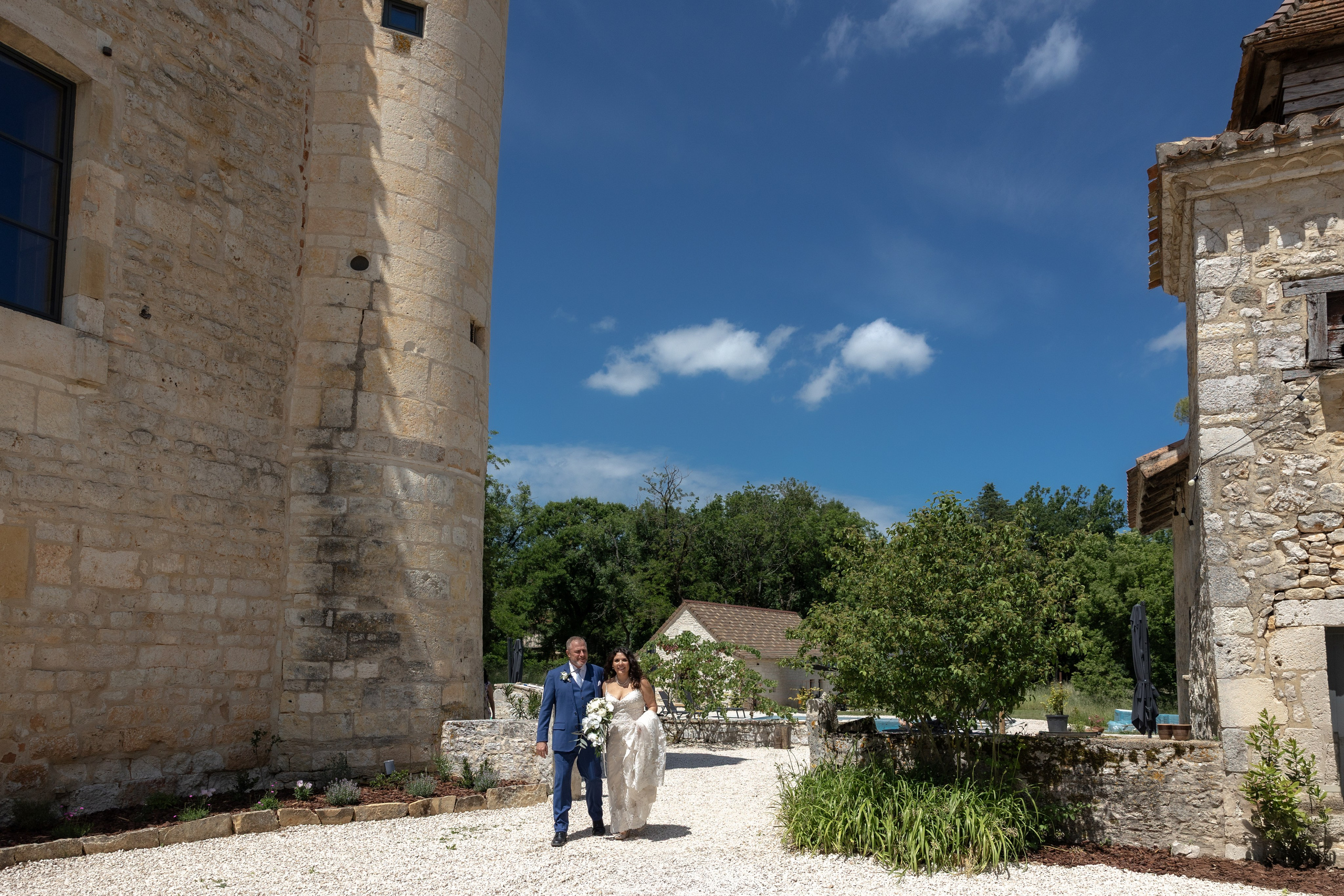 Elopement near Saint-Cirq-Lapopie. Crystal&Robert. Евгения Смирнова — Ваш фотограф в Тулузе и на юго-западе Франции