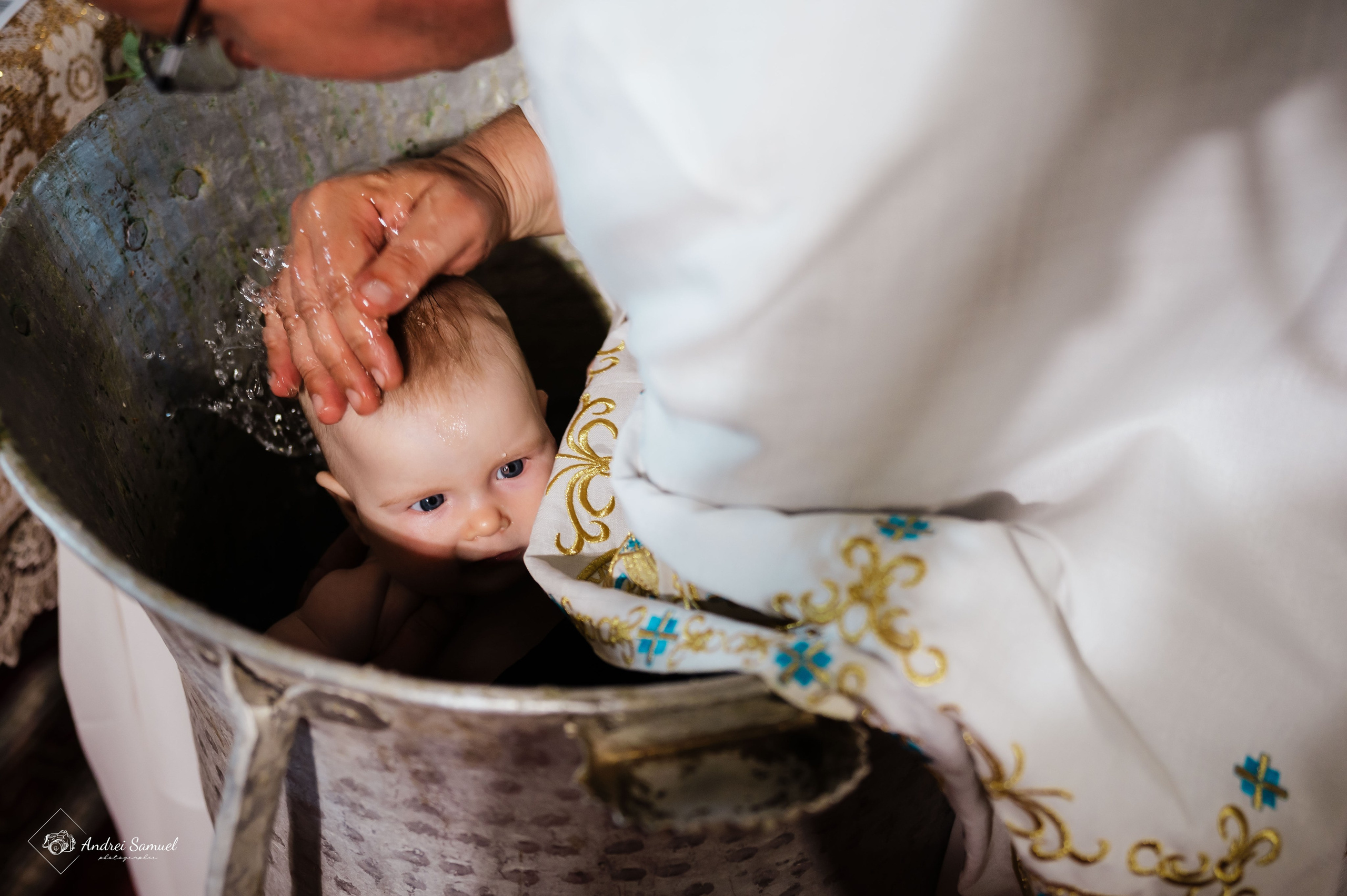 Anais Ioana. Andrei Samuel – Fotograf București | Evenimente, Studio, Imobiliare, Produs