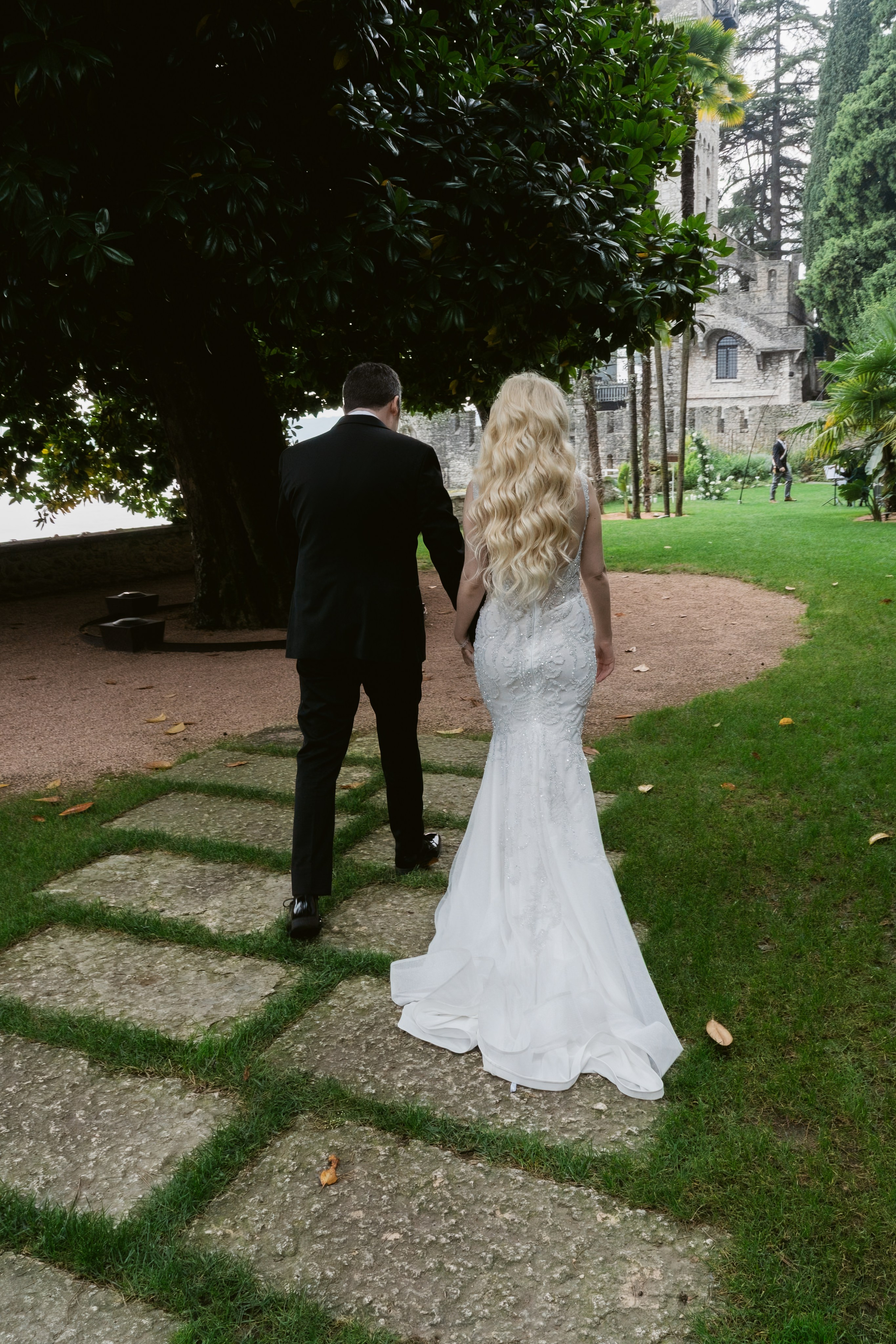 LINDSEY AND ROBERT _LAKE GARDA. PHOTOGRAPHER IN ITALY