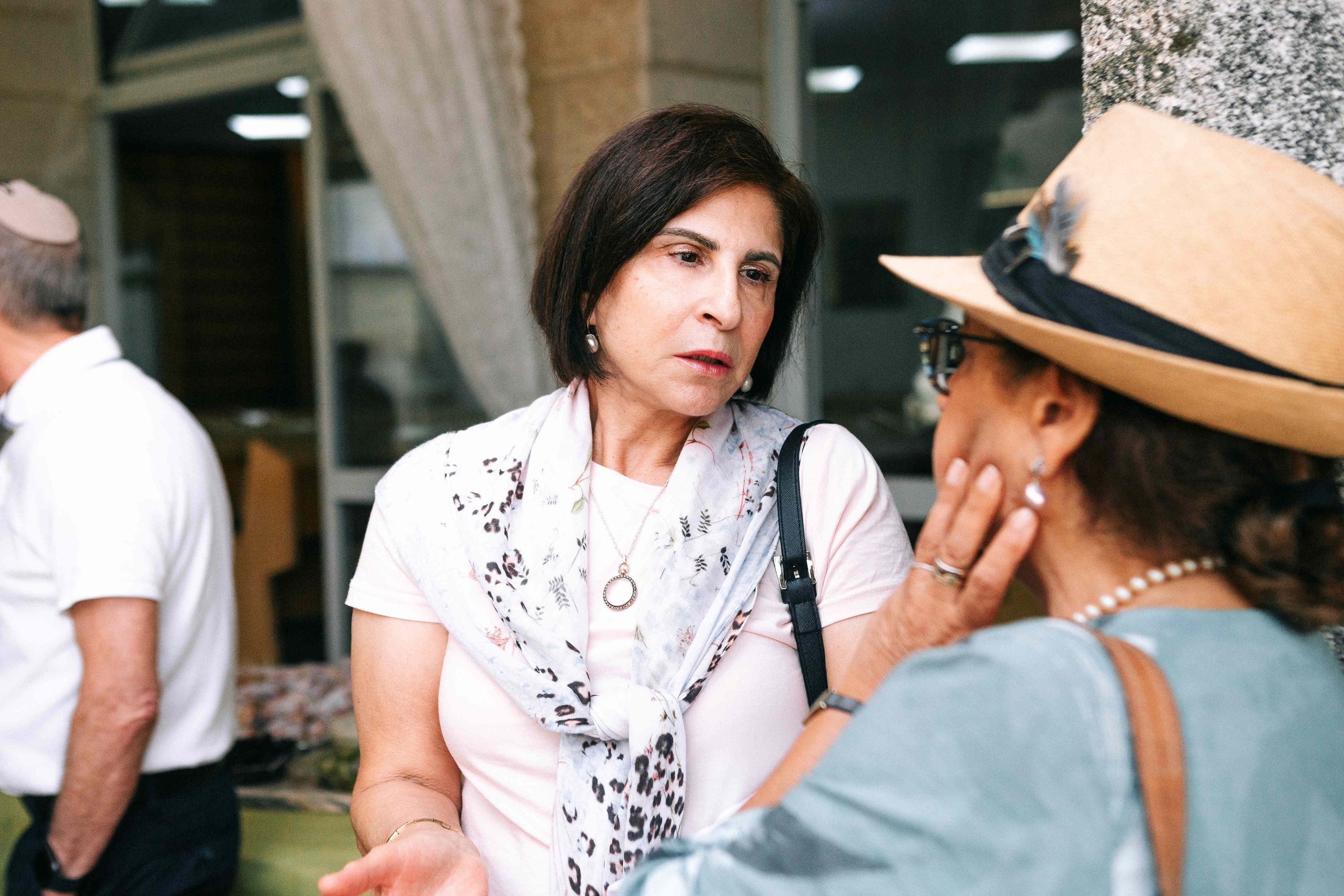 BRITH MILA IN THE SMALL SYNAGOGUE. PHOTOGRAPHER IN ISRAEL