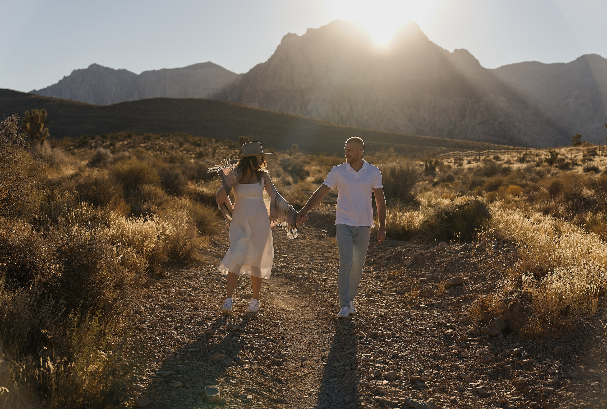 Anya&Andrey. Pregnancy. Wedding & elopement photographer Viktoriya Kravtsov. Las Vegas