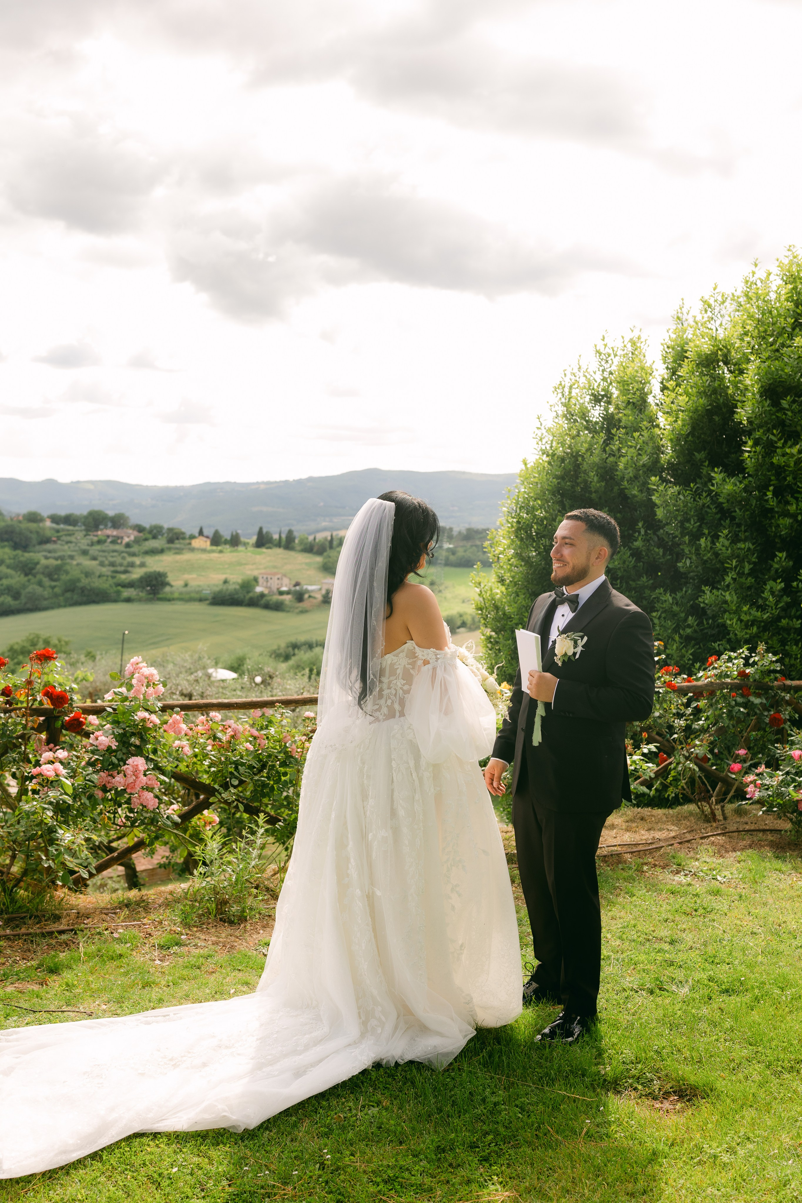 Elisa and John. Sara Luca Wedding Photographer in Italy and Europe