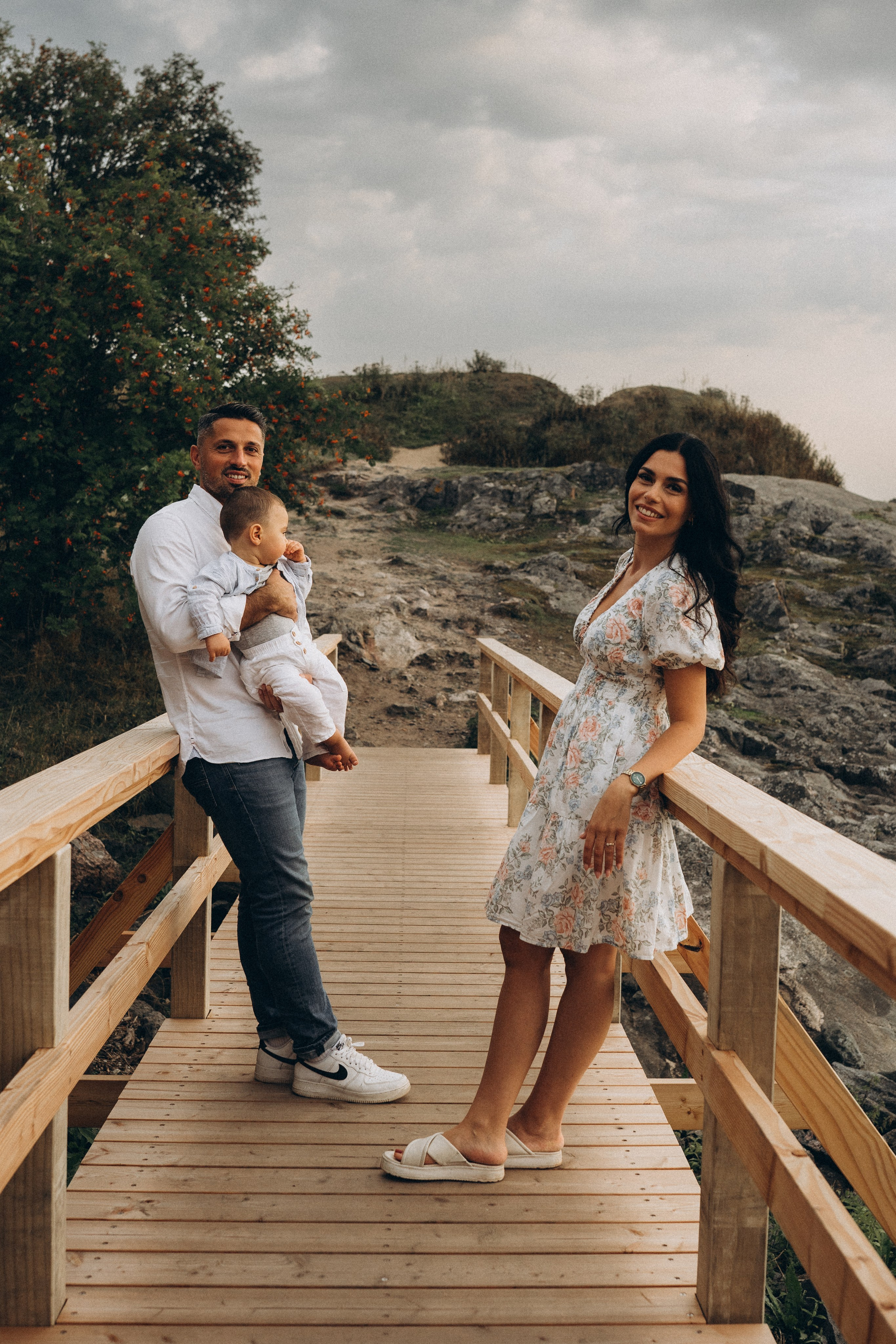 Summer. Wedding and potrait photographer in Helsinki Vickan O
