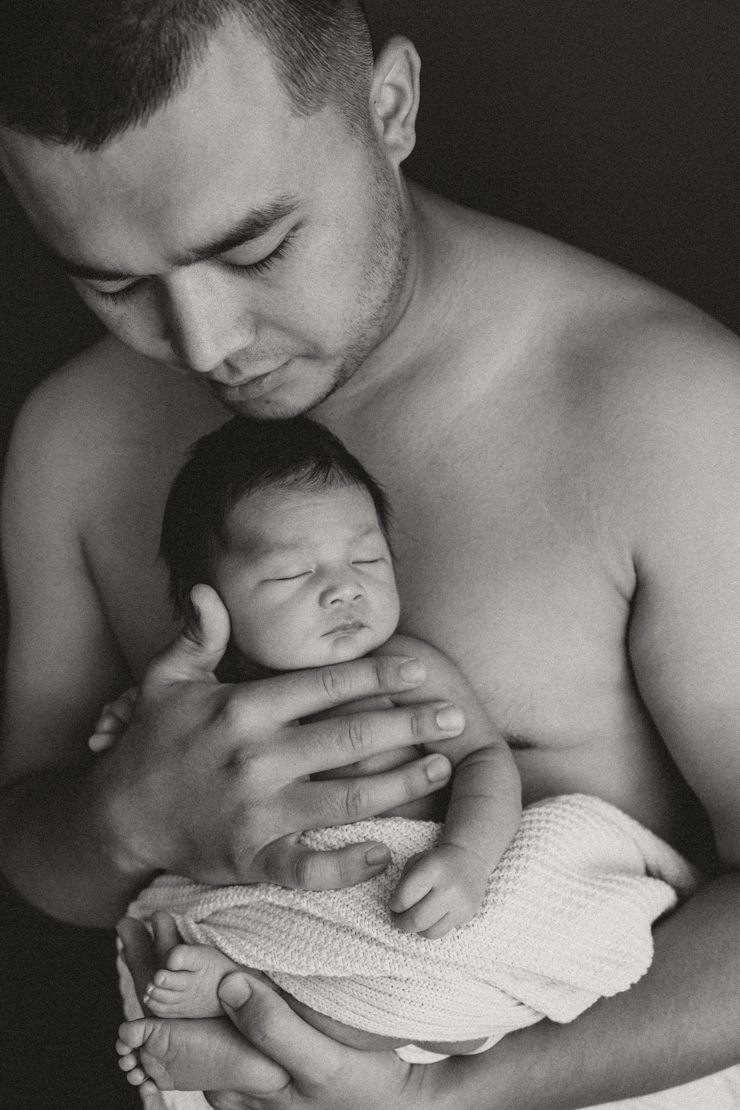 First family story. Фотограф родов, семей и новорожденных малышей в Дубае