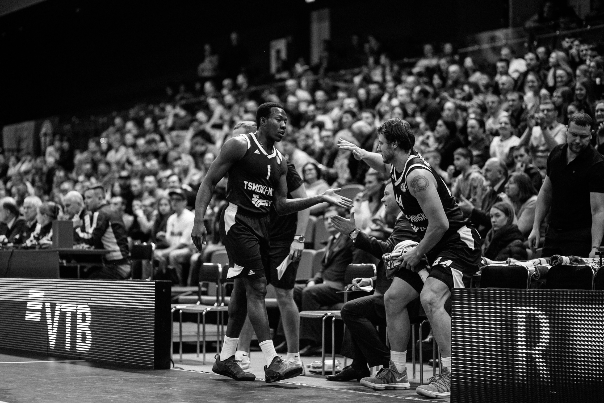 Basketball game Tsmoki-Minsk — Lokomotiv. Destination Wedding photographer Italy, France, Germany, Spain, Poland Oleg Zaicev