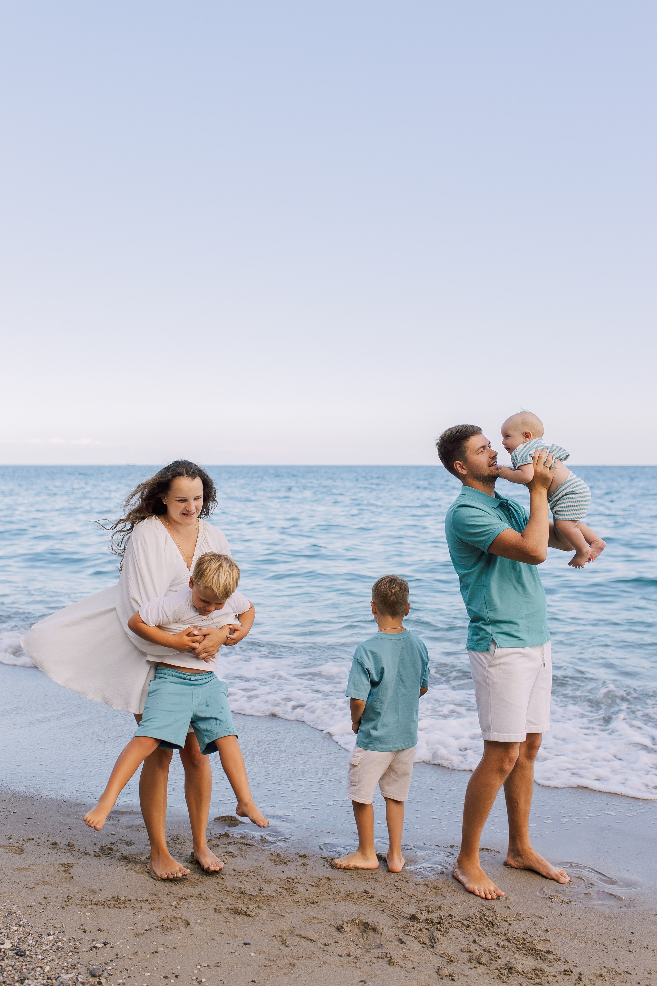 Family Photographer in Kemer | Sunset Beach Photoshoot | Alsu Develi Wedding & Portrait Photographer in Kemer, Antalya | Alsu Develi. Professional Photographer in Alanya, Side, Belek, Antalya. Turkiye