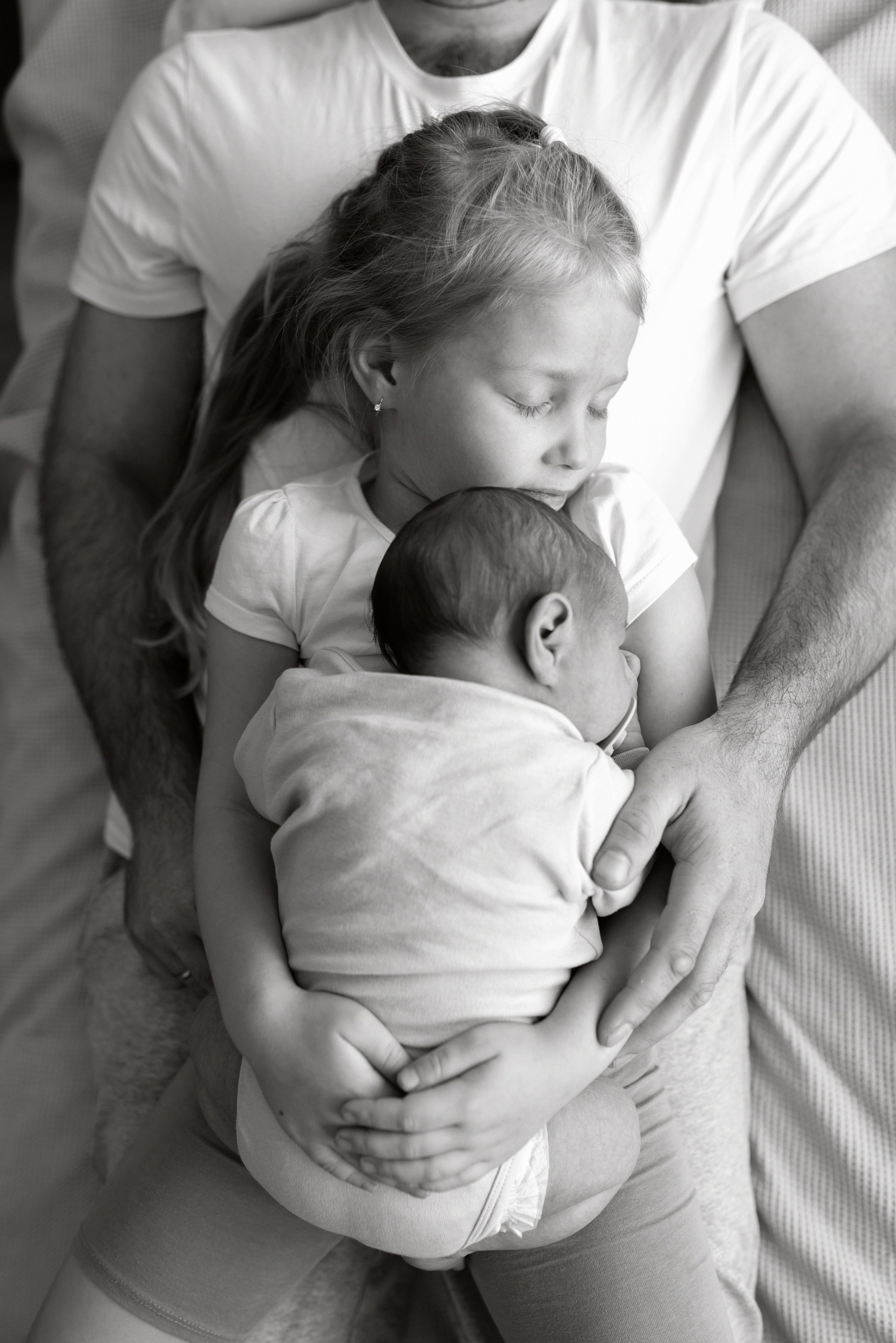 Lifestyle. In-home newborn photography Raleigh & area Katya Kulikova