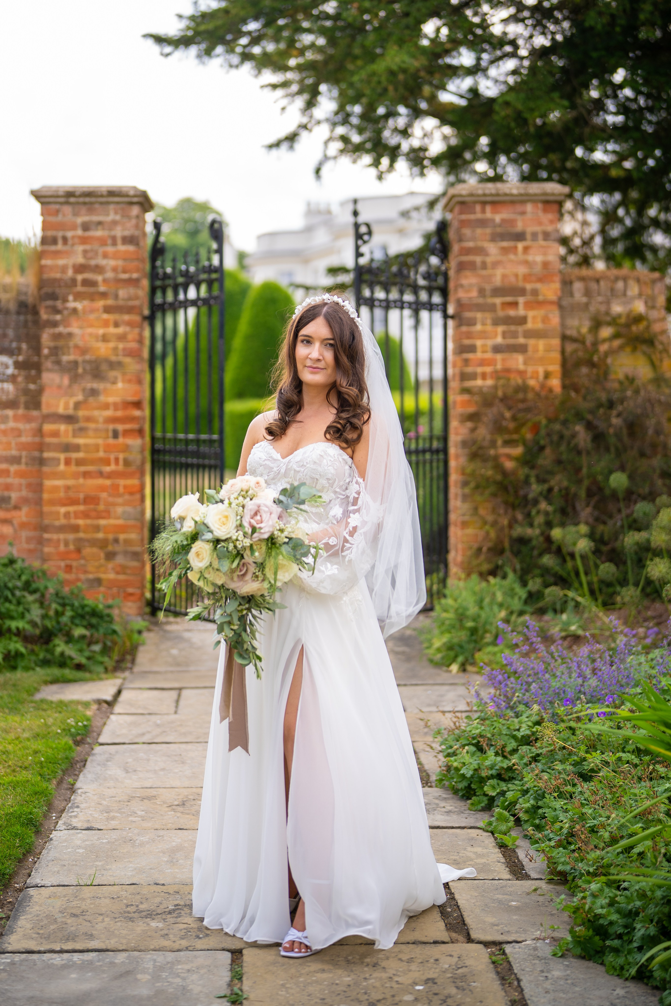 Weddings & Engagements. Wedding and event photographer in guelph ontario canada Jessica Giovanni