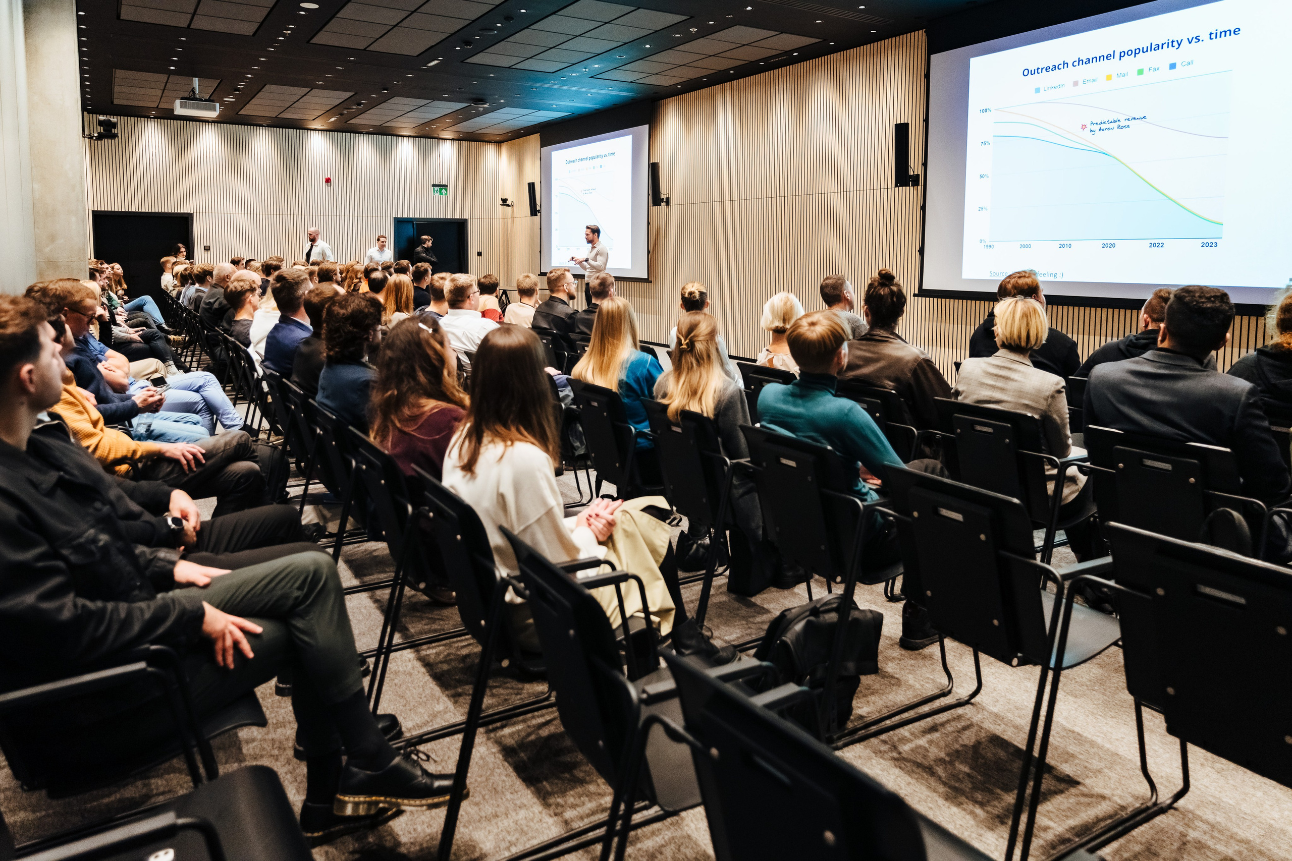 AI Evergrowth. OnePIXEL