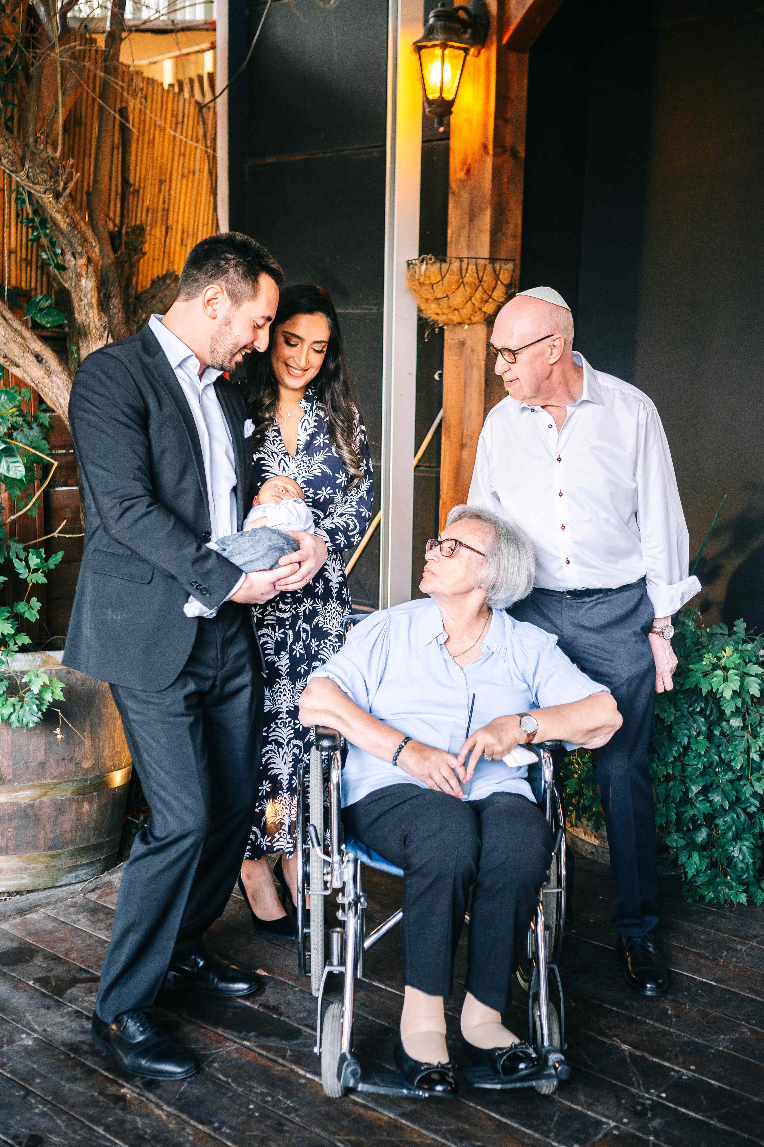 BRIT MILA (BIG EVENT). PHOTOGRAPHER IN ISRAEL