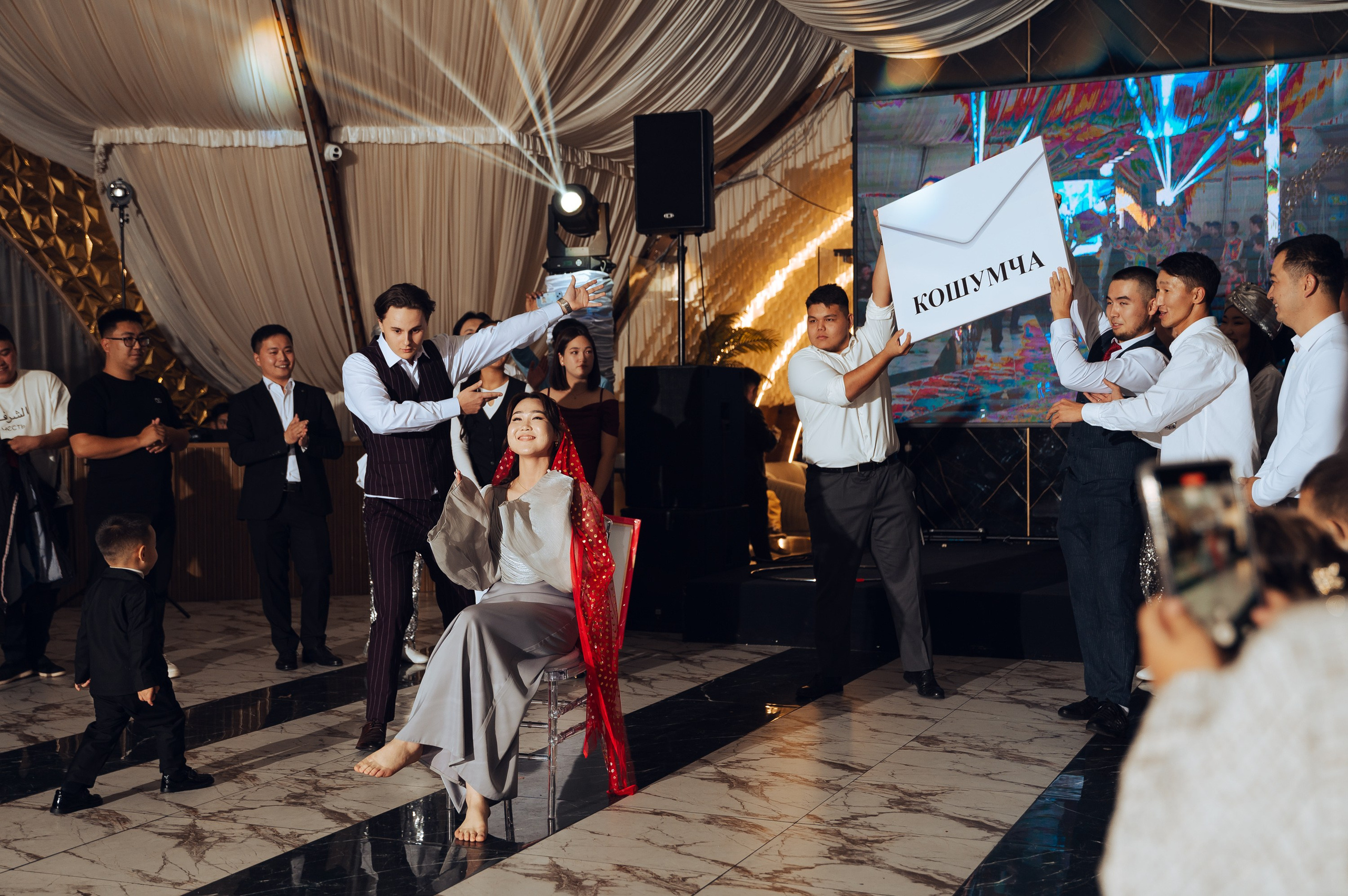 MAHMUD & AIDAI. Фотограф в Бишкеке Андрей Кавешников