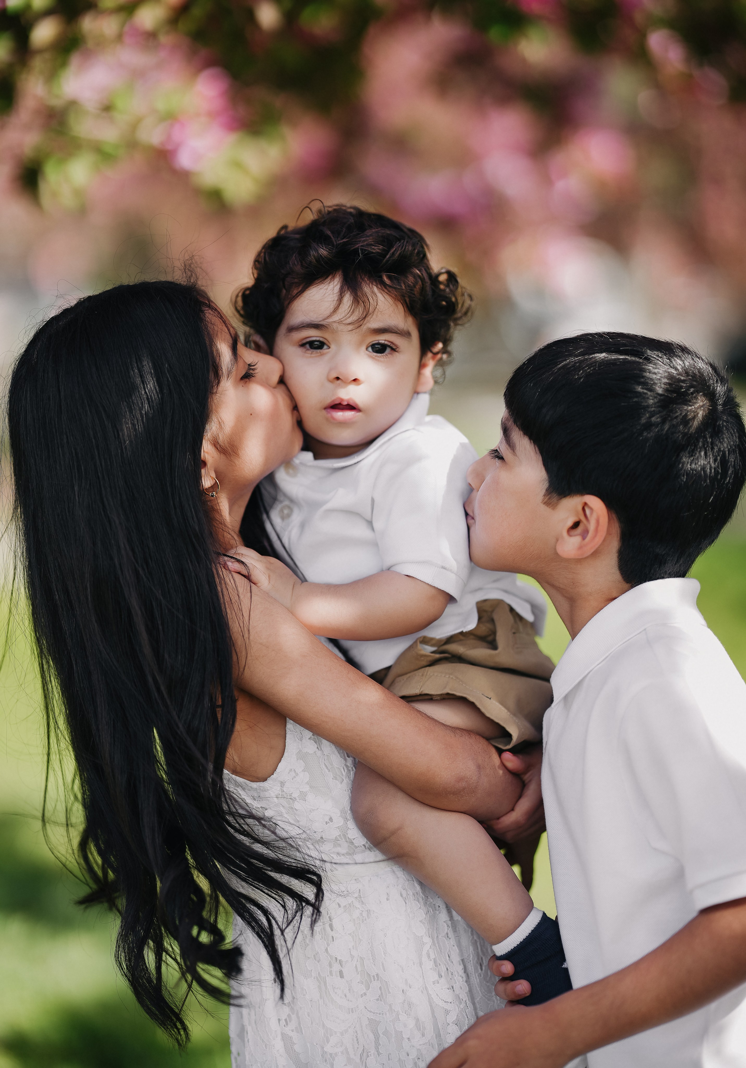 Spring Photo Day. Pashynska Photography | Calgary Wedding & Family Photographer