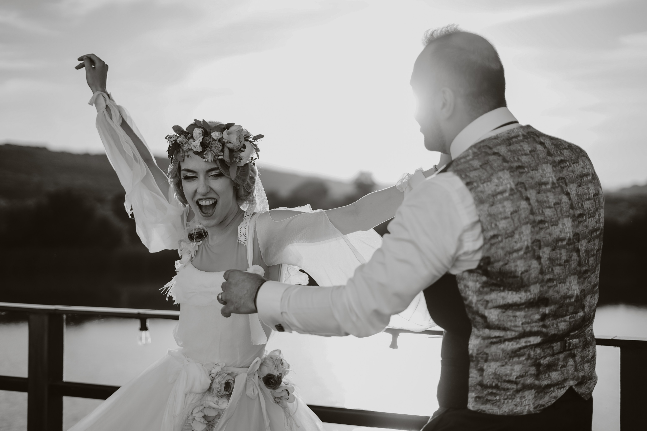 Nunta cu tematica anilor 1920, sedinta foto in ziua evenimentului. Proud Vision Weddings | Wedding Photography & Film — Servicii profesionale Foto Video Nunta Iasi